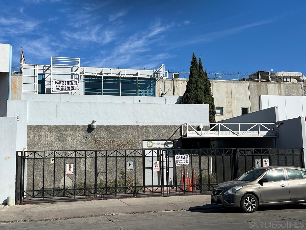 Front Image Thumbnail for SD250026222