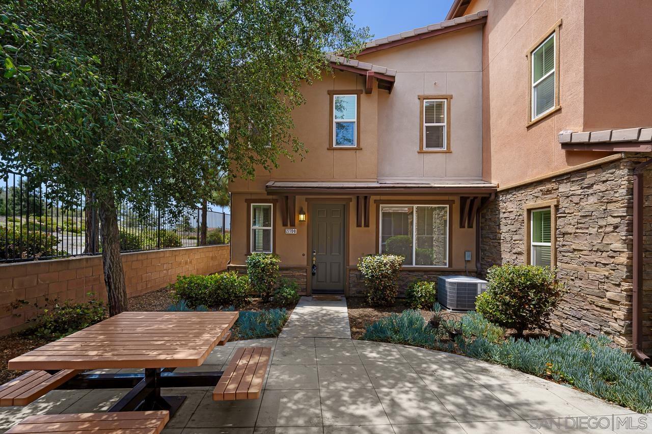 Detail Gallery Image 1 of 1 For 2770  Sparta Rd  #8,  Chula Vista,  CA 91915 - 4 Beds | 2/1 Baths