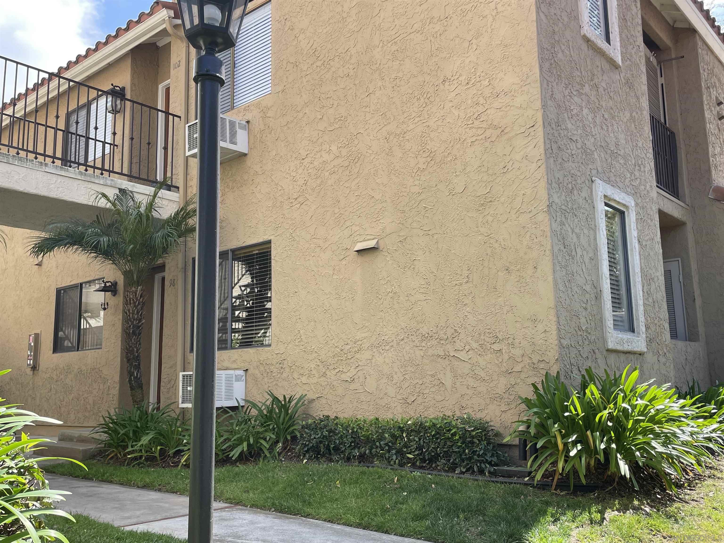 Detail Gallery Image 1 of 1 For 8219  Jade Coast Rd  #98,  San Diego,  CA 92126 - 1 Beds | 1 Baths