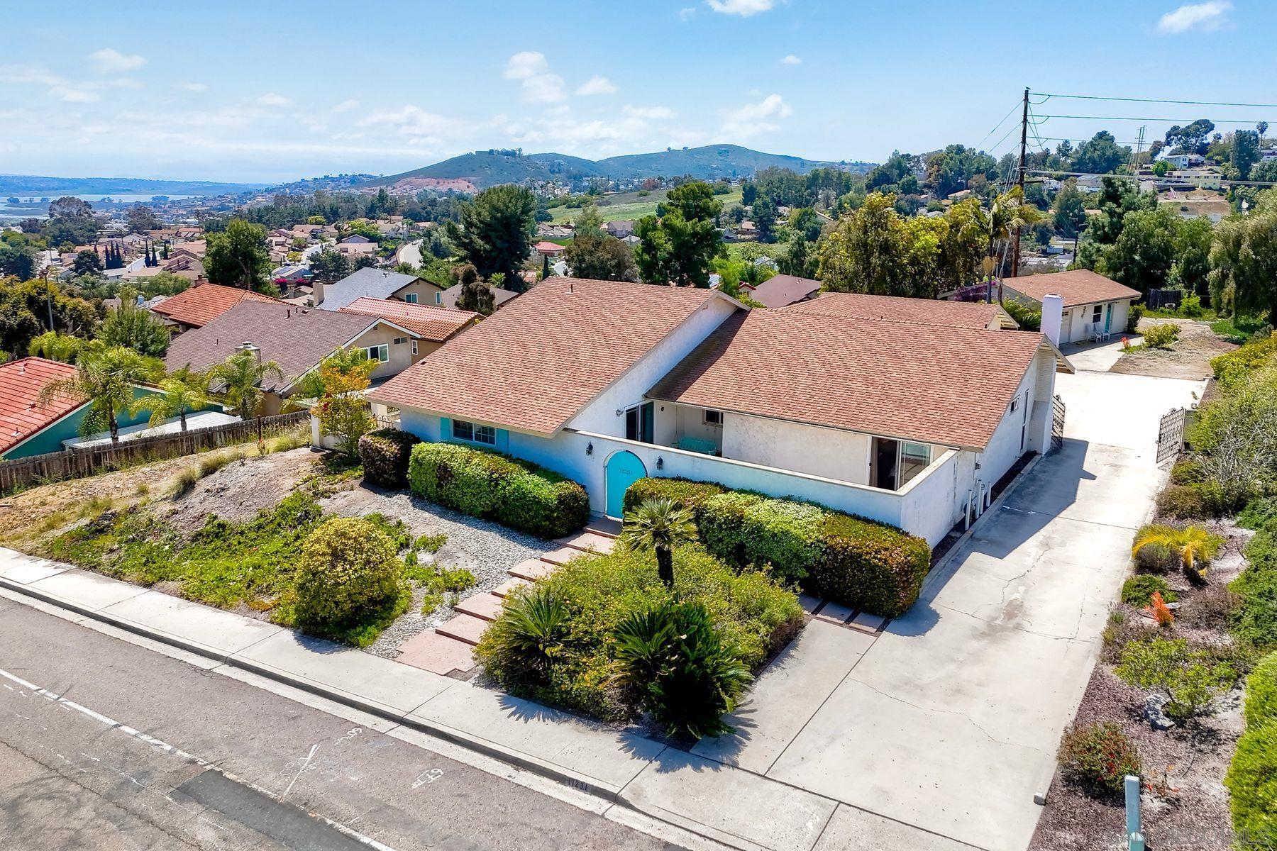 Front Image Thumbnail for SD250026395