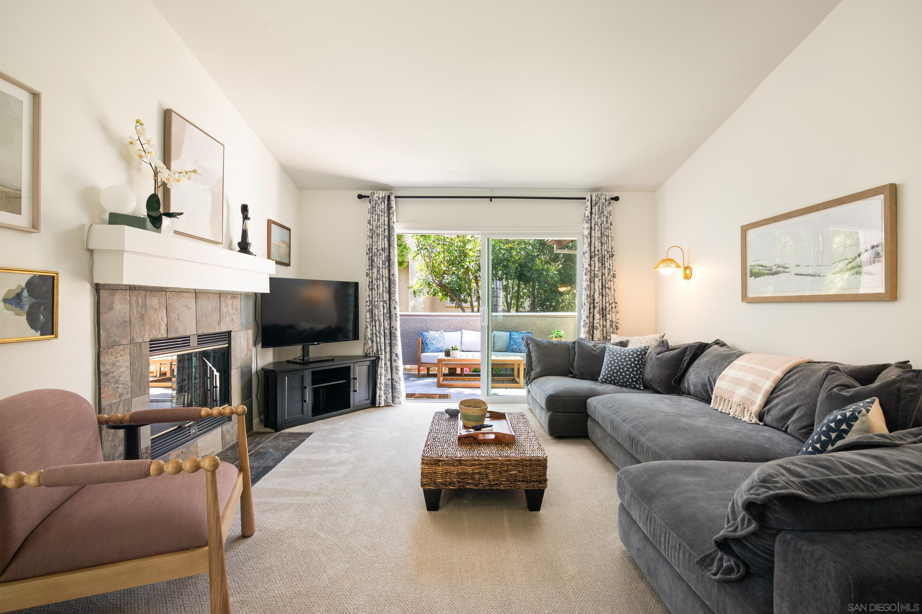 Detail Gallery Image 1 of 1 For 3854  Crestone Place, San Diego,  CA 92130 - 2 Beds | 2 Baths