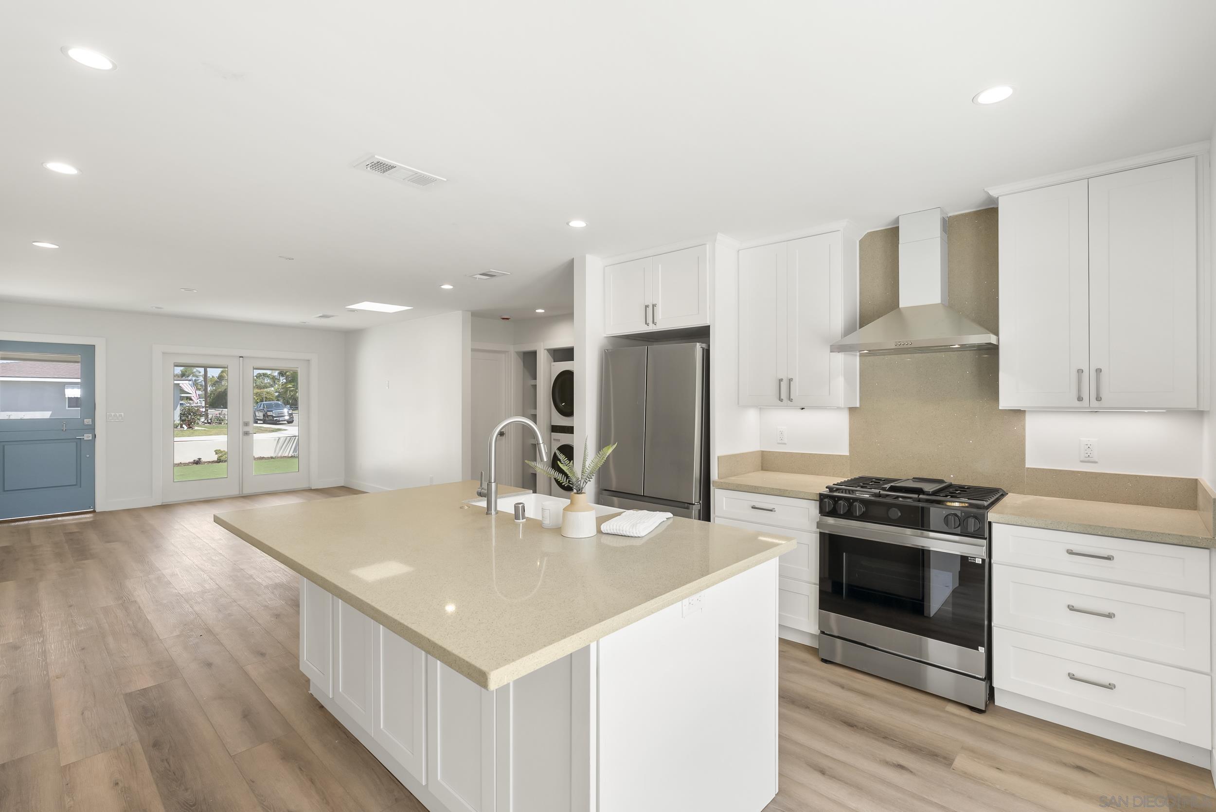 Detail Gallery Image 11 of 31 For 291  Ebony Avenue, Imperial Beach,  CA 91932 - 3 Beds | 2 Baths