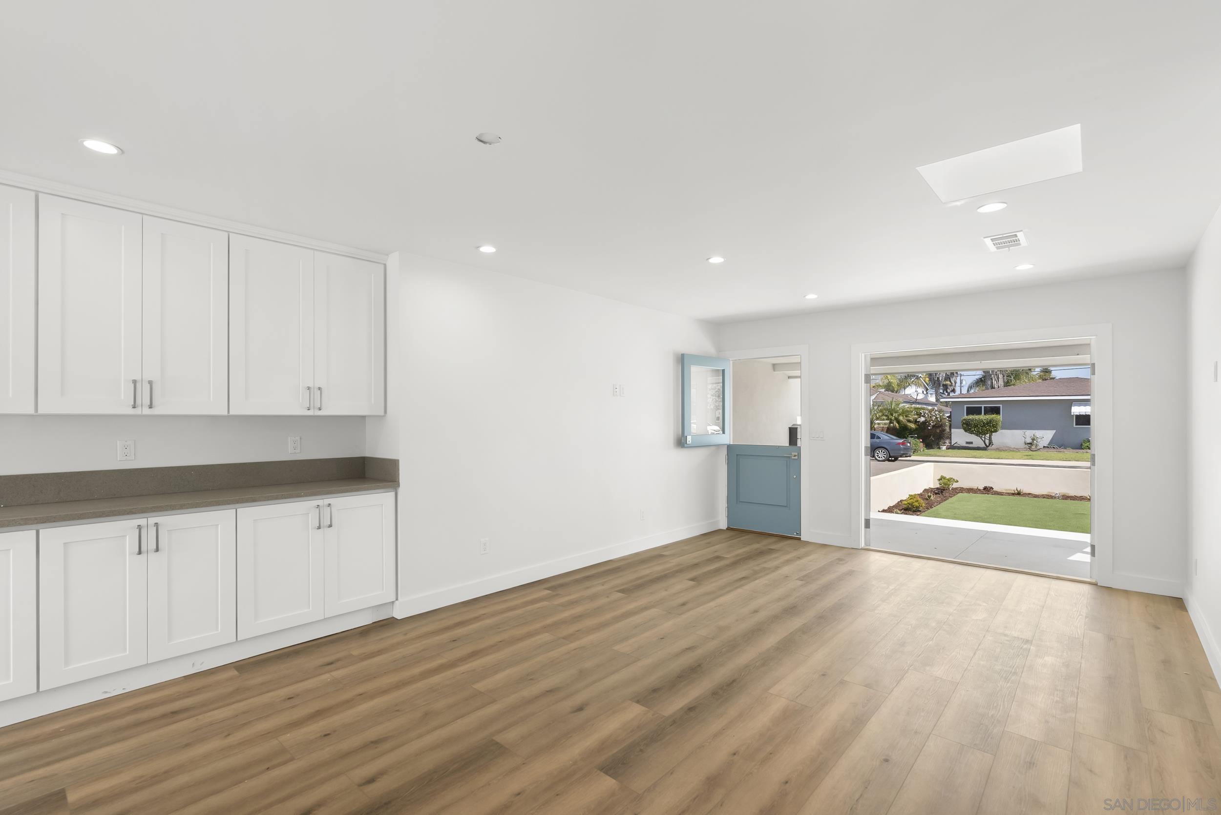 Detail Gallery Image 13 of 31 For 291  Ebony Avenue, Imperial Beach,  CA 91932 - 3 Beds | 2 Baths