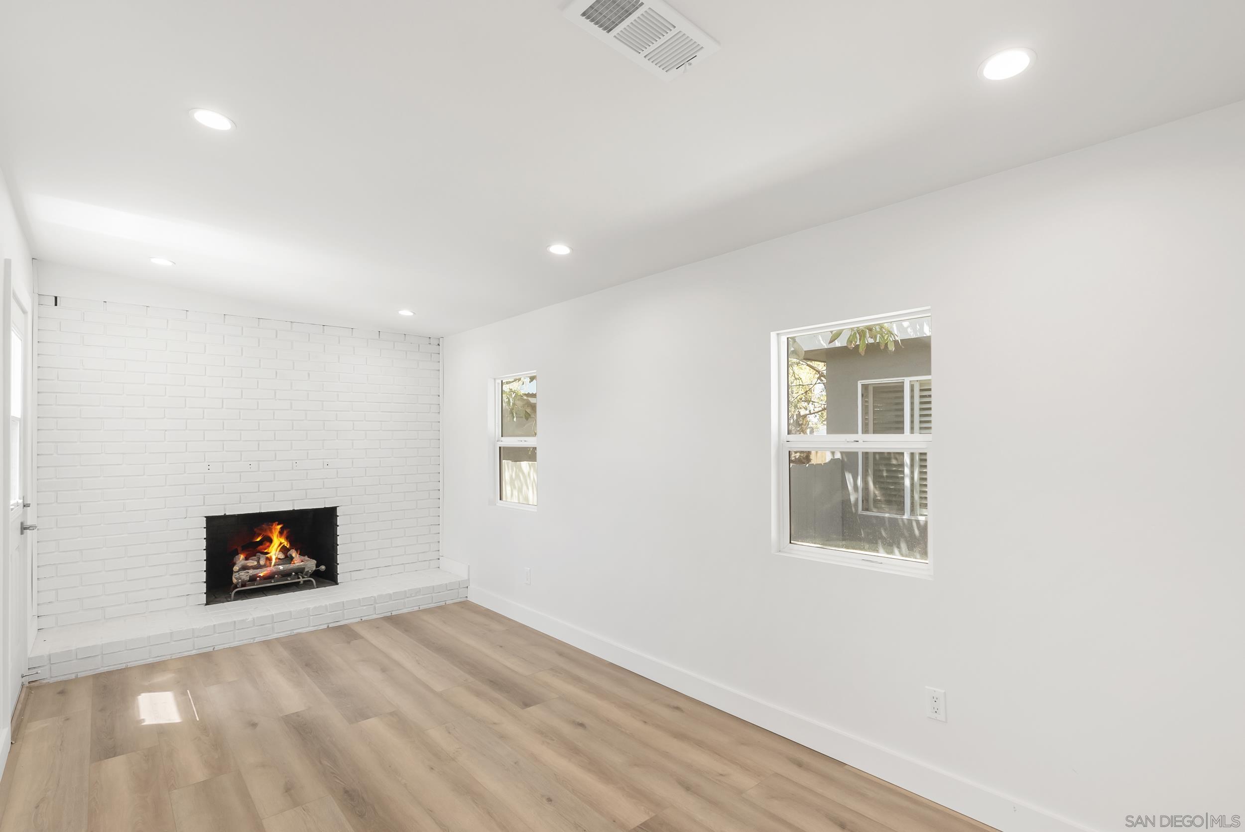 Detail Gallery Image 21 of 31 For 291  Ebony Avenue, Imperial Beach,  CA 91932 - 3 Beds | 2 Baths