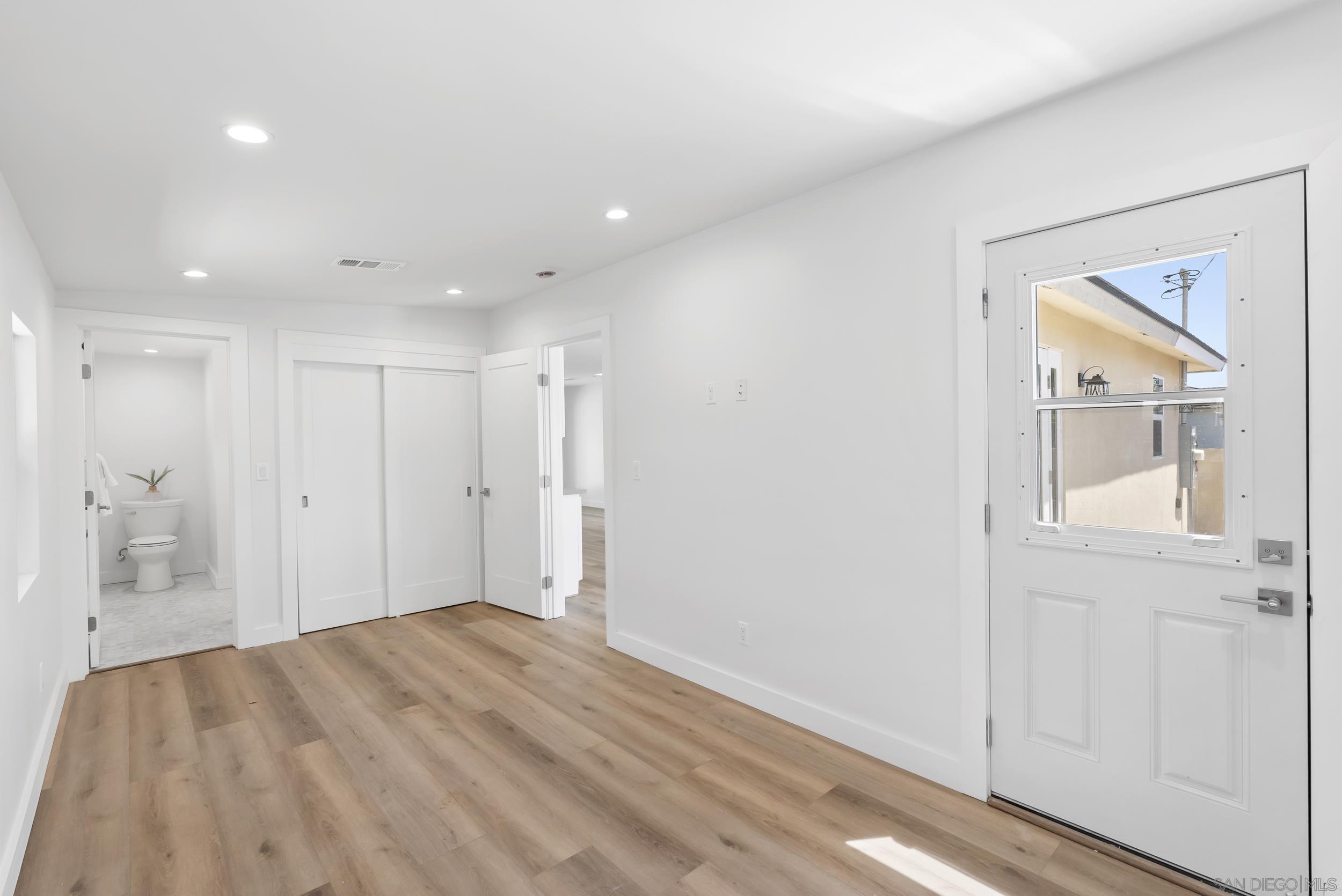 Detail Gallery Image 23 of 31 For 291  Ebony Avenue, Imperial Beach,  CA 91932 - 3 Beds | 2 Baths