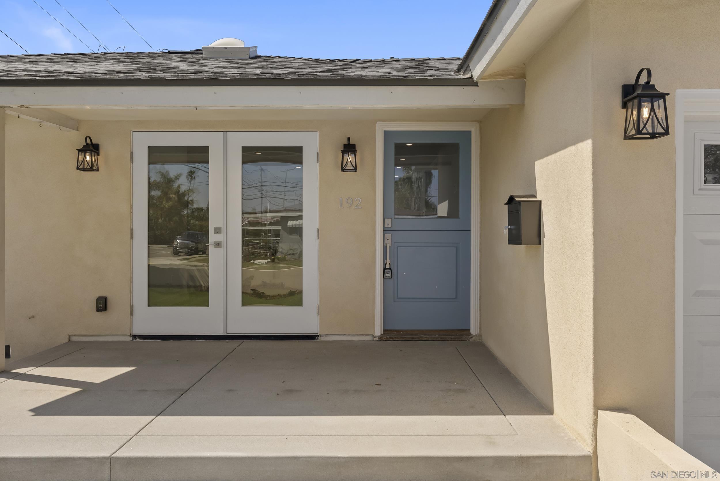 Detail Gallery Image 3 of 31 For 291  Ebony Avenue, Imperial Beach,  CA 91932 - 3 Beds | 2 Baths