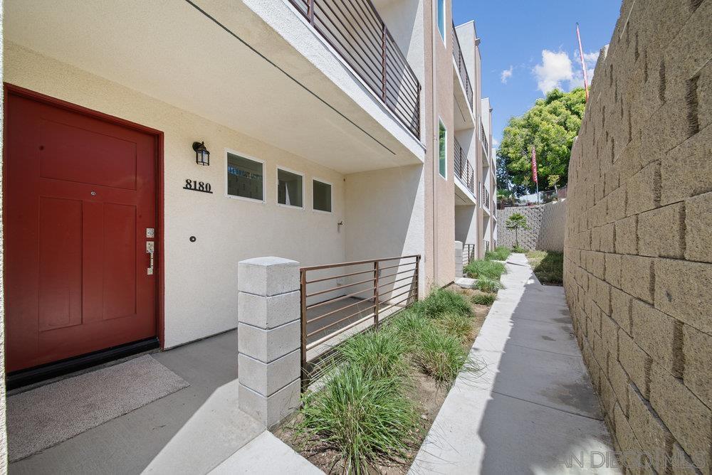 Detail Gallery Image 2 of 44 For 8180  Golden Ave, Lemon Grove,  CA 91945 - 3 Beds | 3 Baths