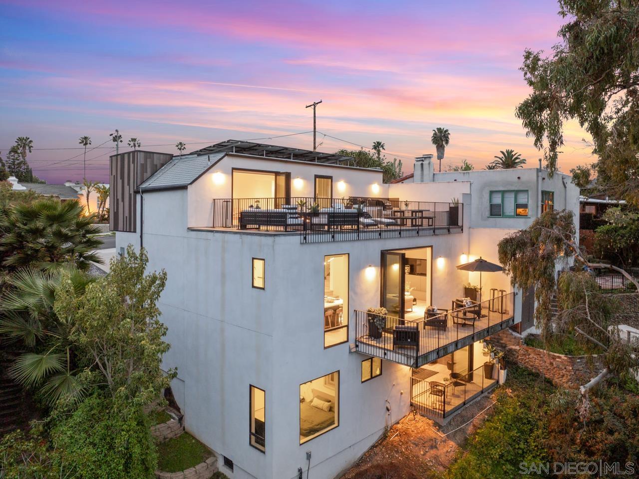 Detail Gallery Image 1 of 1 For 3668  Alexia Pl, San Diego,  CA 92116 - 3 Beds | 3 Baths