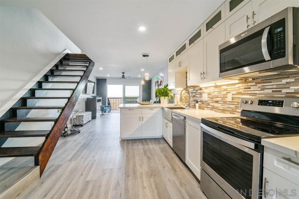 Front Image Thumbnail for SD250026998