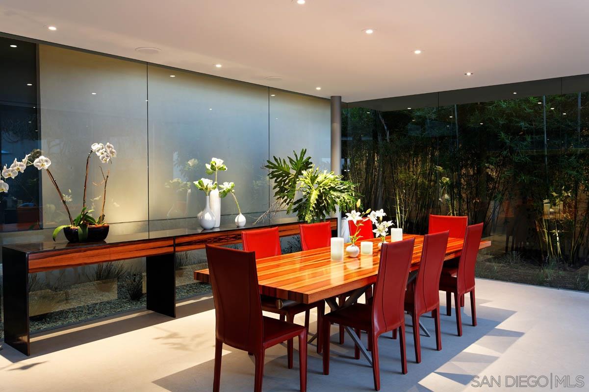 Detail Gallery Image 16 of 25 For 2605  Calle Del Oro, La Jolla,  CA 92037 - 4 Beds | 4/2 Baths