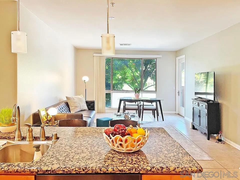 Detail Gallery Image 1 of 1 For 3877  Pell Place  130, San Diego,  CA 92130 - 2 Beds | 2 Baths