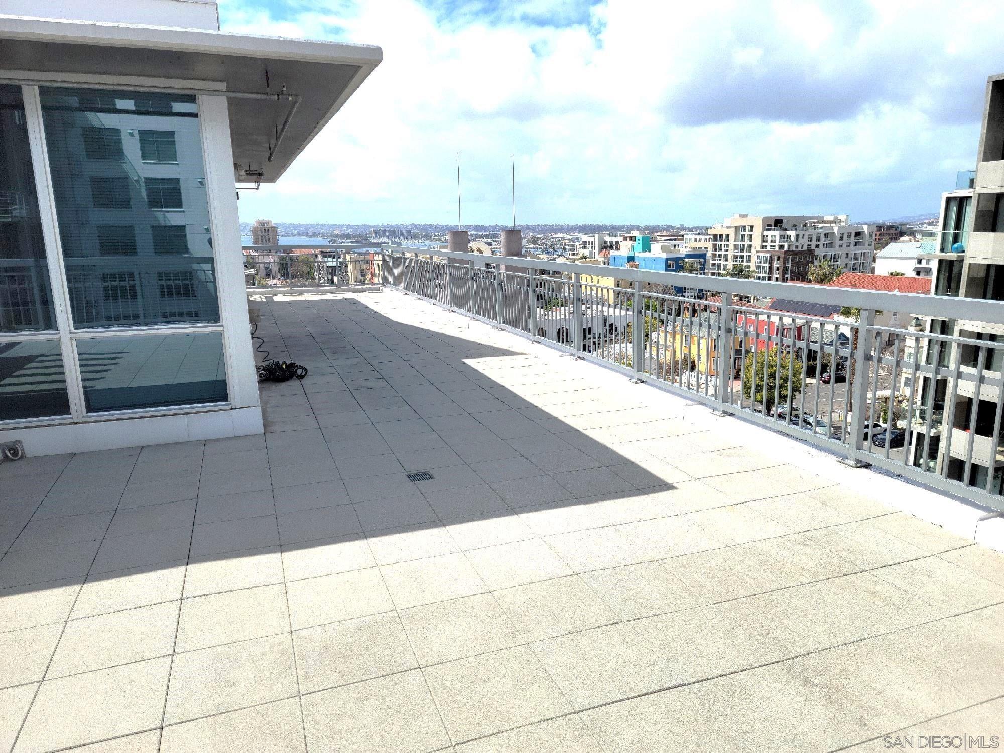 Detail Gallery Image 1 of 1 For 1580  Union Street  705, San Diego,  CA 92101 - 3 Beds | 2 Baths