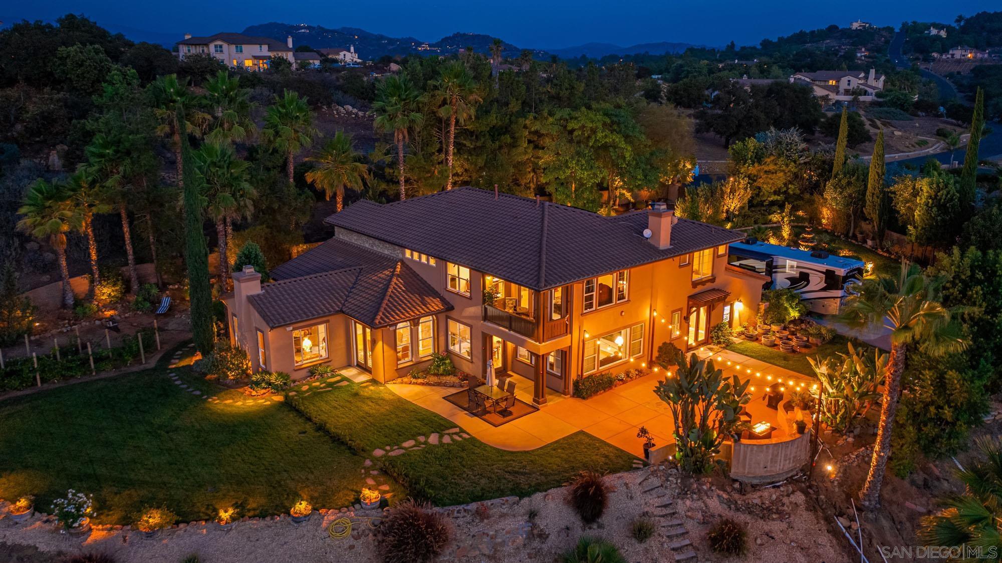 Detail Gallery Image 1 of 1 For 27392  Tumbleweed Tr., Valley Center,  CA 92082 - 5 Beds | 4/1 Baths