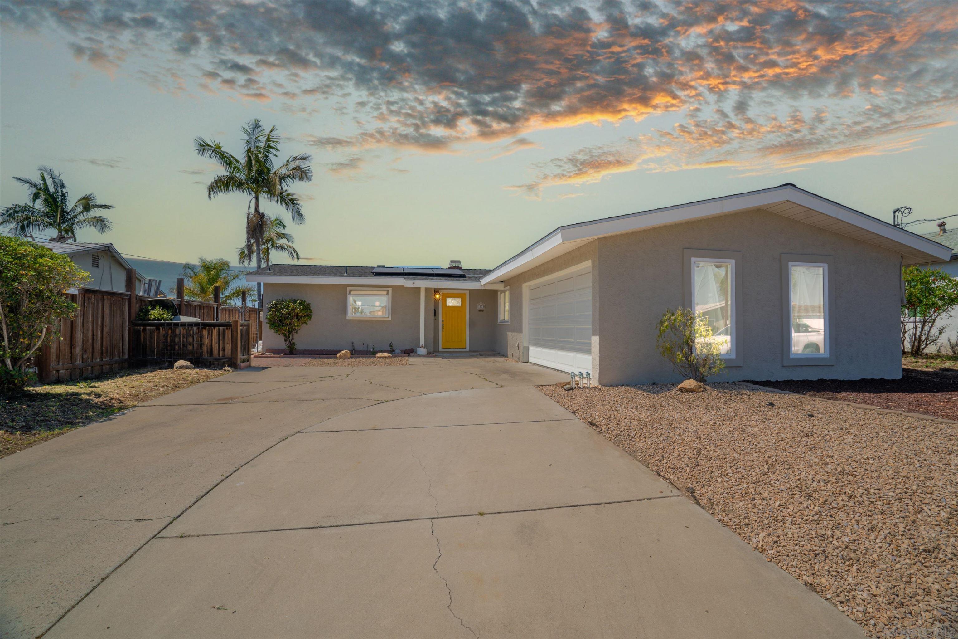 Detail Gallery Image 1 of 1 For 1934  La Corta St, Lemon Grove,  CA 91945 - 3 Beds | 2 Baths