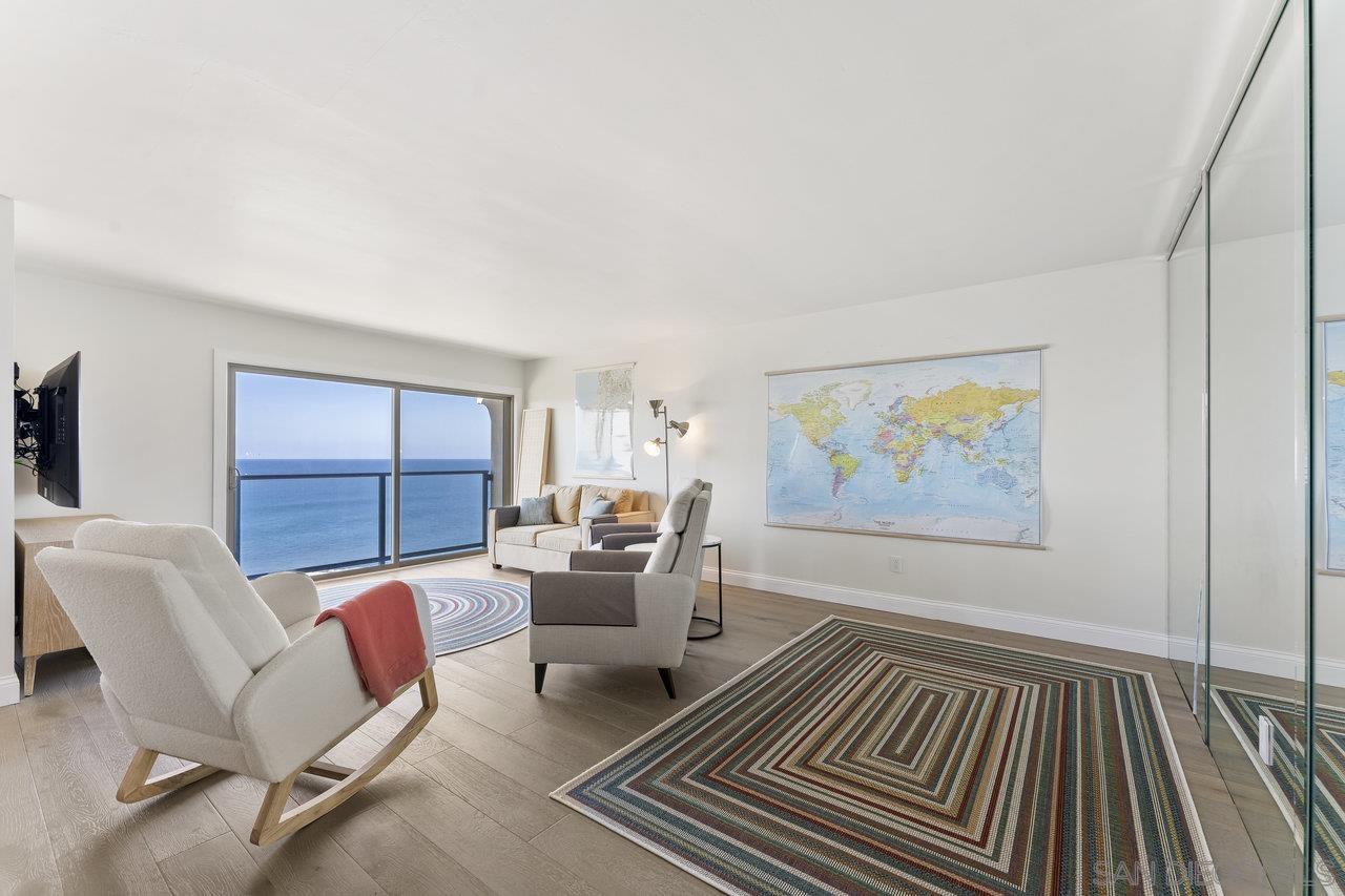 Detail Gallery Image 11 of 34 For 909  Coast Blvd  26, La Jolla,  CA 92037 - 2 Beds | 2 Baths