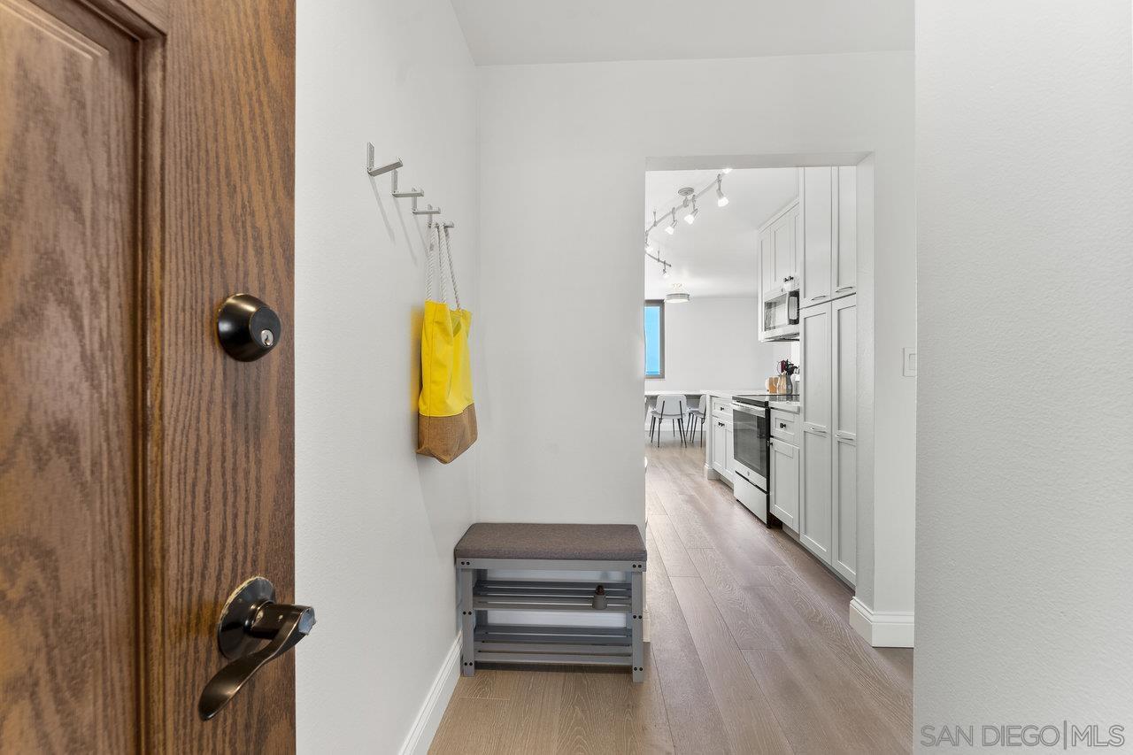 Detail Gallery Image 3 of 34 For 909  Coast Blvd  26, La Jolla,  CA 92037 - 2 Beds | 2 Baths