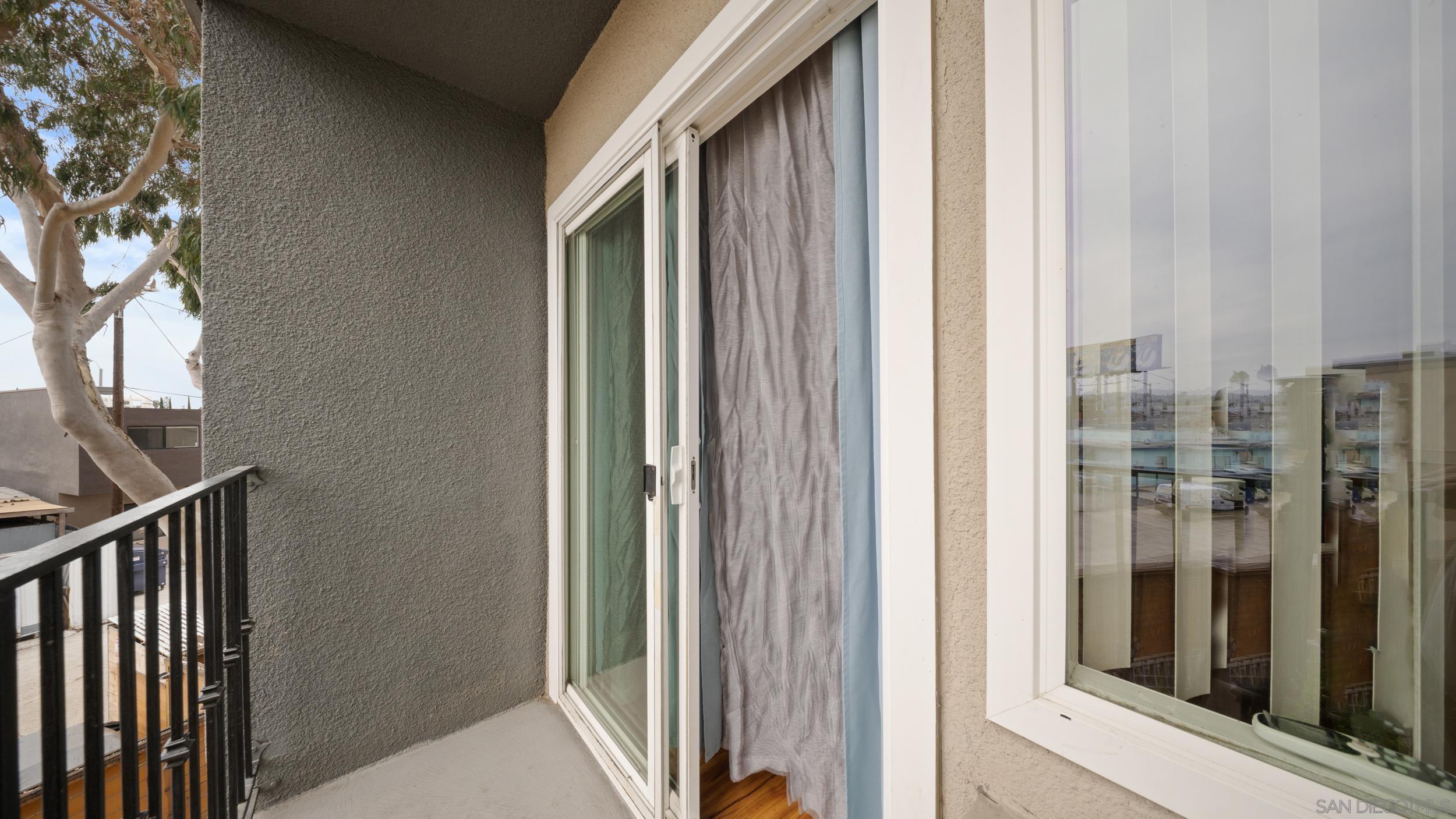 Detail Gallery Image 6 of 13 For 4860  Rolando Ct.  #81,  San Diego,  CA 92115 - 1 Beds | 1 Baths