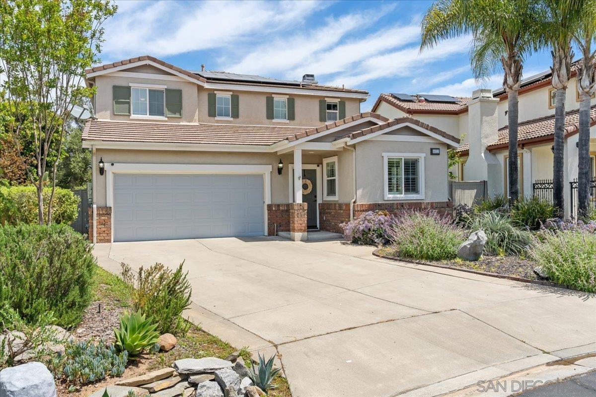 Detail Gallery Image 1 of 1 For 10212  Spruce Woodlands Way, Escondido,  CA 92026 - 4 Beds | 3 Baths