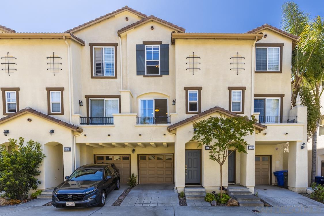 Detail Gallery Image 1 of 1 For 1143  Terracina Lane, San Diego,  CA 92103 - 2 Beds | 2/1 Baths