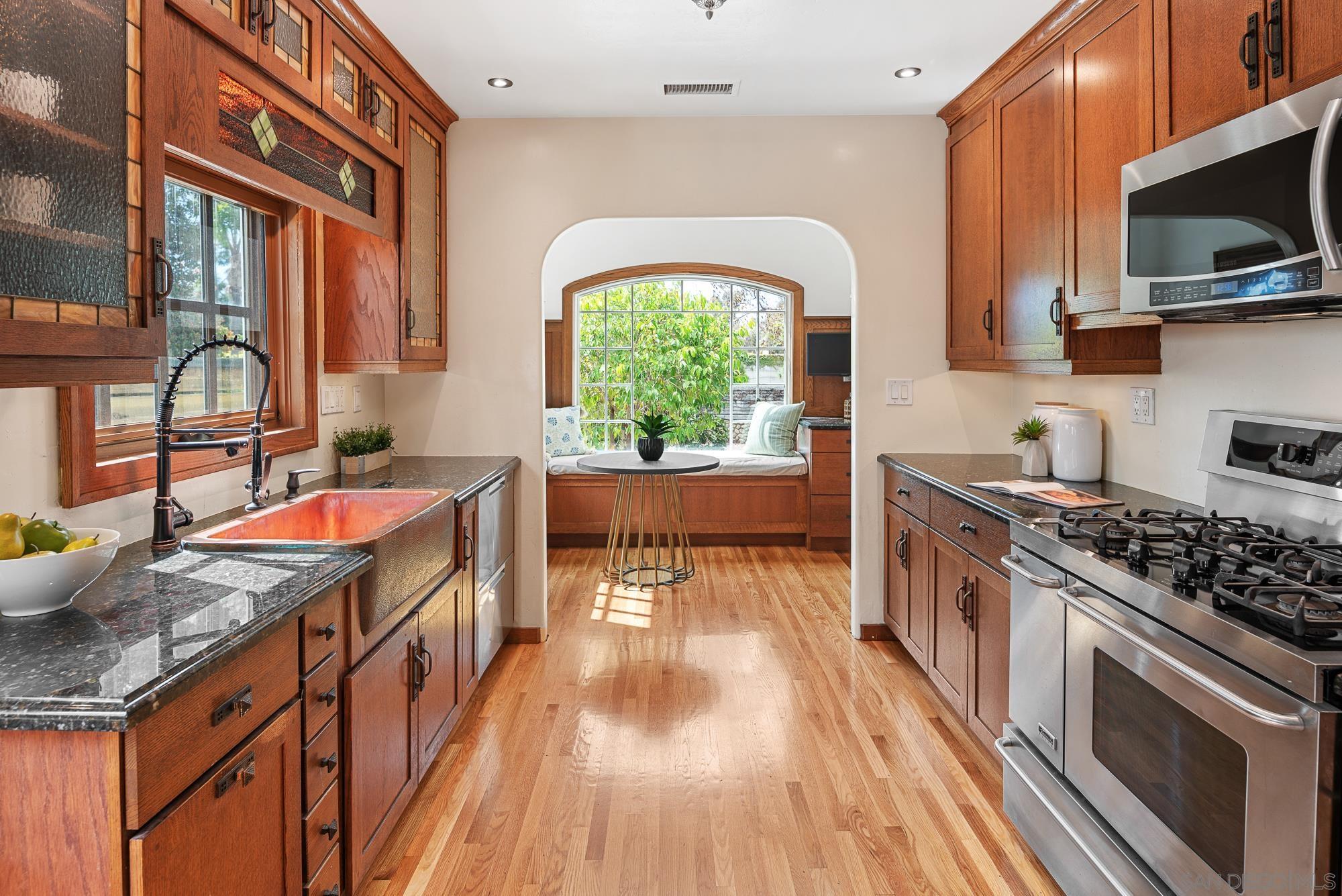 Detail Gallery Image 1 of 1 For 4605-4607  Terrace Dr, San Diego,  CA 92116 - 4 Beds | 2/1 Baths