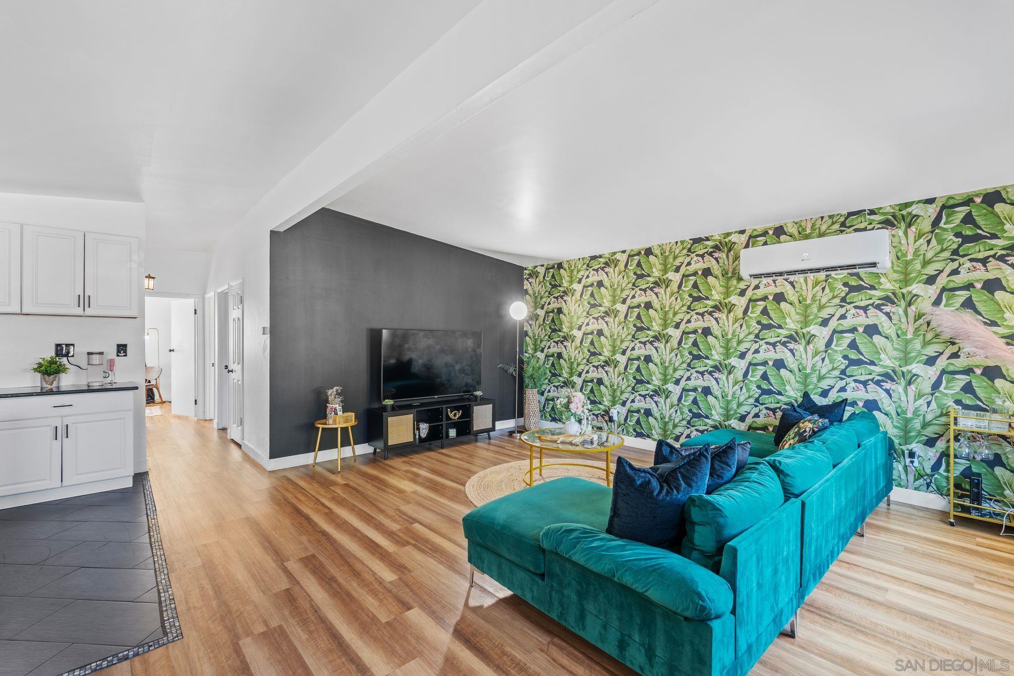 Detail Gallery Image 1 of 1 For 434  Del Mar Ct, Chula Vista,  CA 91910 - 5 Beds | 4 Baths