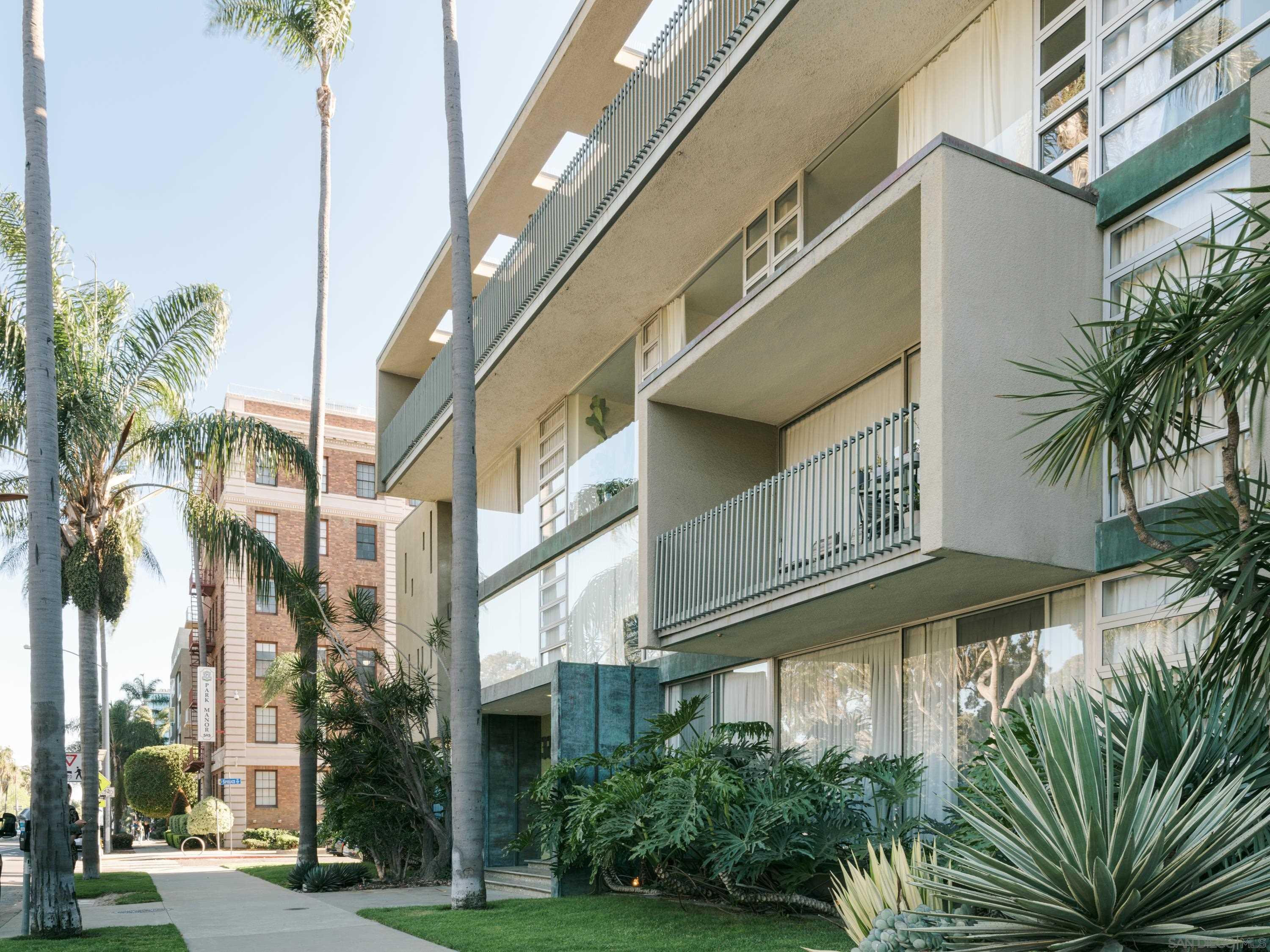 Detail Gallery Image 1 of 1 For 3200  6th Ave  105, San Diego,  CA 92103 - 2 Beds | 2 Baths