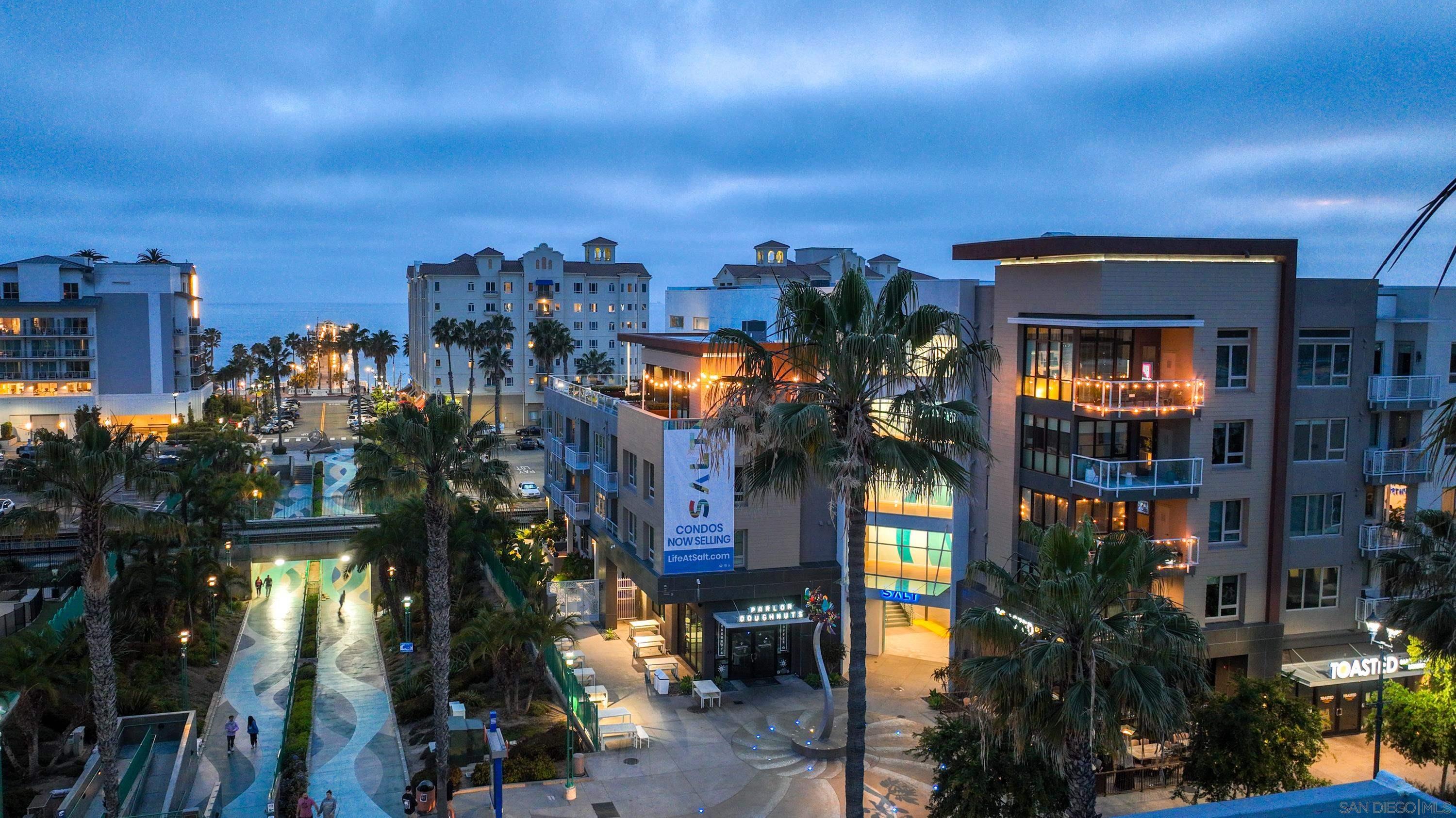 Detail Gallery Image 1 of 1 For 355 N Cleveland Street  #101,  Oceanside,  CA 92054 - 2 Beds | 2 Baths
