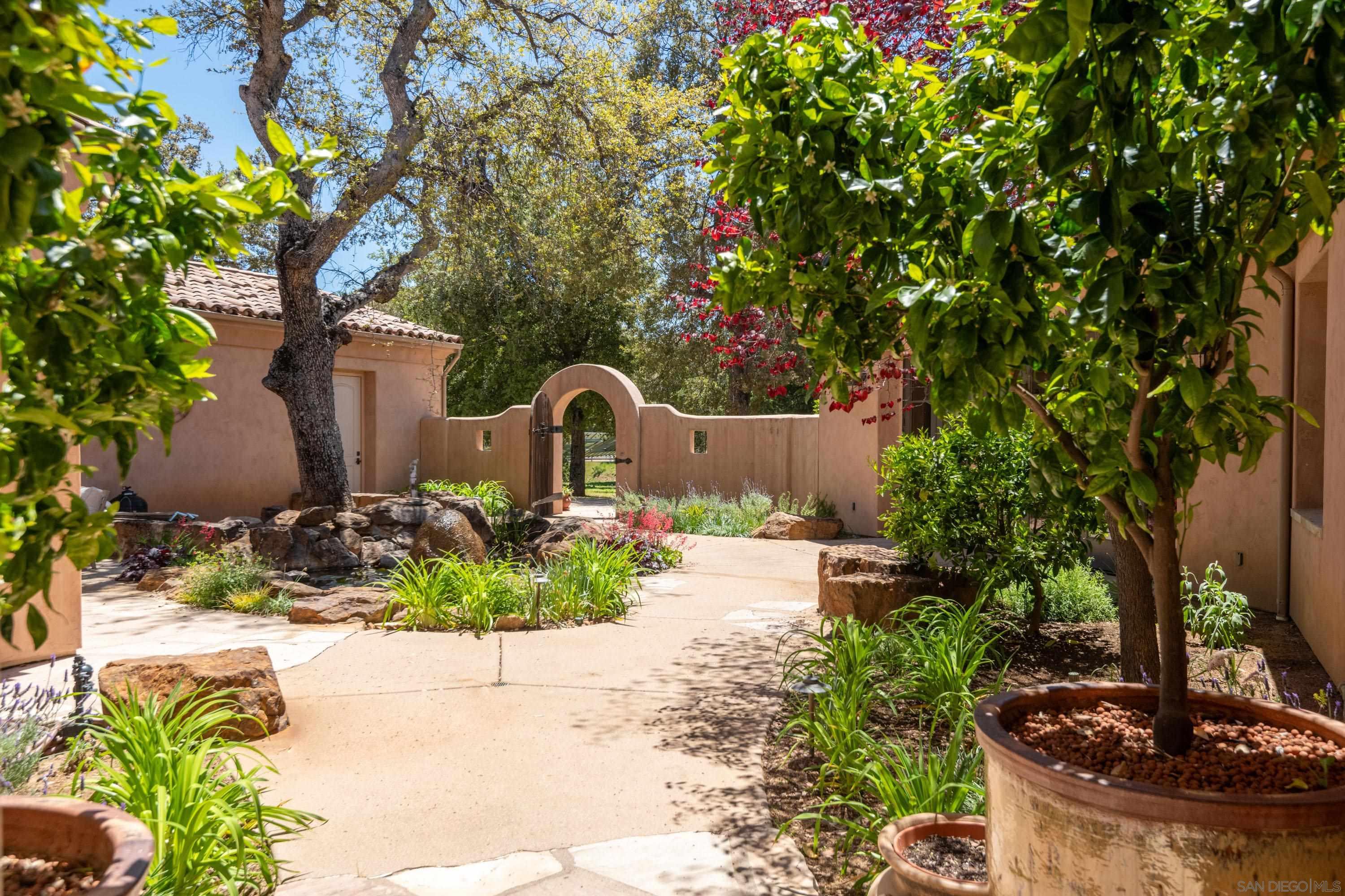 Detail Gallery Image 12 of 50 For 23835  Viejas Grade Rd, Descanso,  CA 91916 - 5 Beds | 4/1 Baths