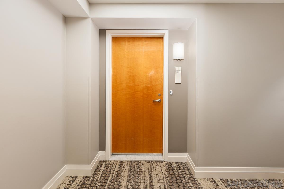 Detail Gallery Image 2 of 47 For 645  Front St  2004, San Diego,  CA 92101 - 4 Beds | 4/1 Baths