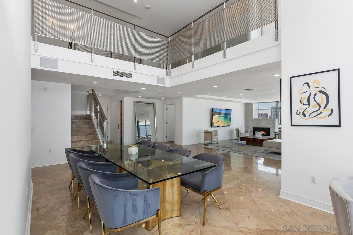 Detail Gallery Image 14 of 47 For 645  Front St  2004, San Diego,  CA 92101 - 4 Beds | 4/1 Baths