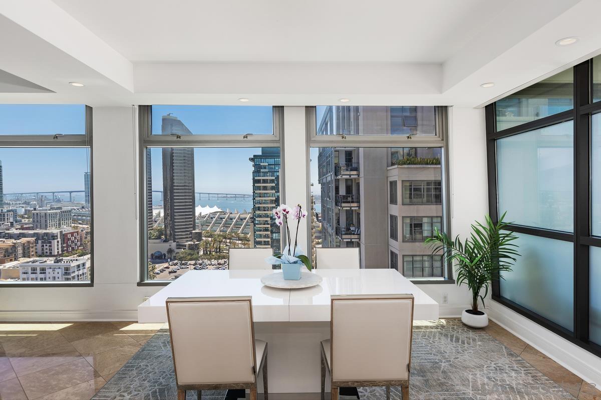 Detail Gallery Image 17 of 47 For 645  Front St  2004, San Diego,  CA 92101 - 4 Beds | 4/1 Baths