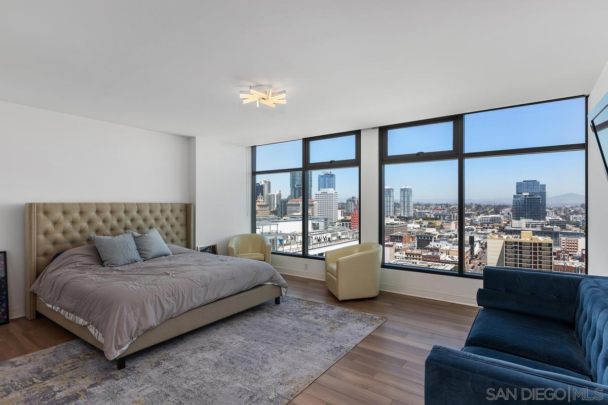 Detail Gallery Image 30 of 47 For 645  Front St  2004, San Diego,  CA 92101 - 4 Beds | 4/1 Baths