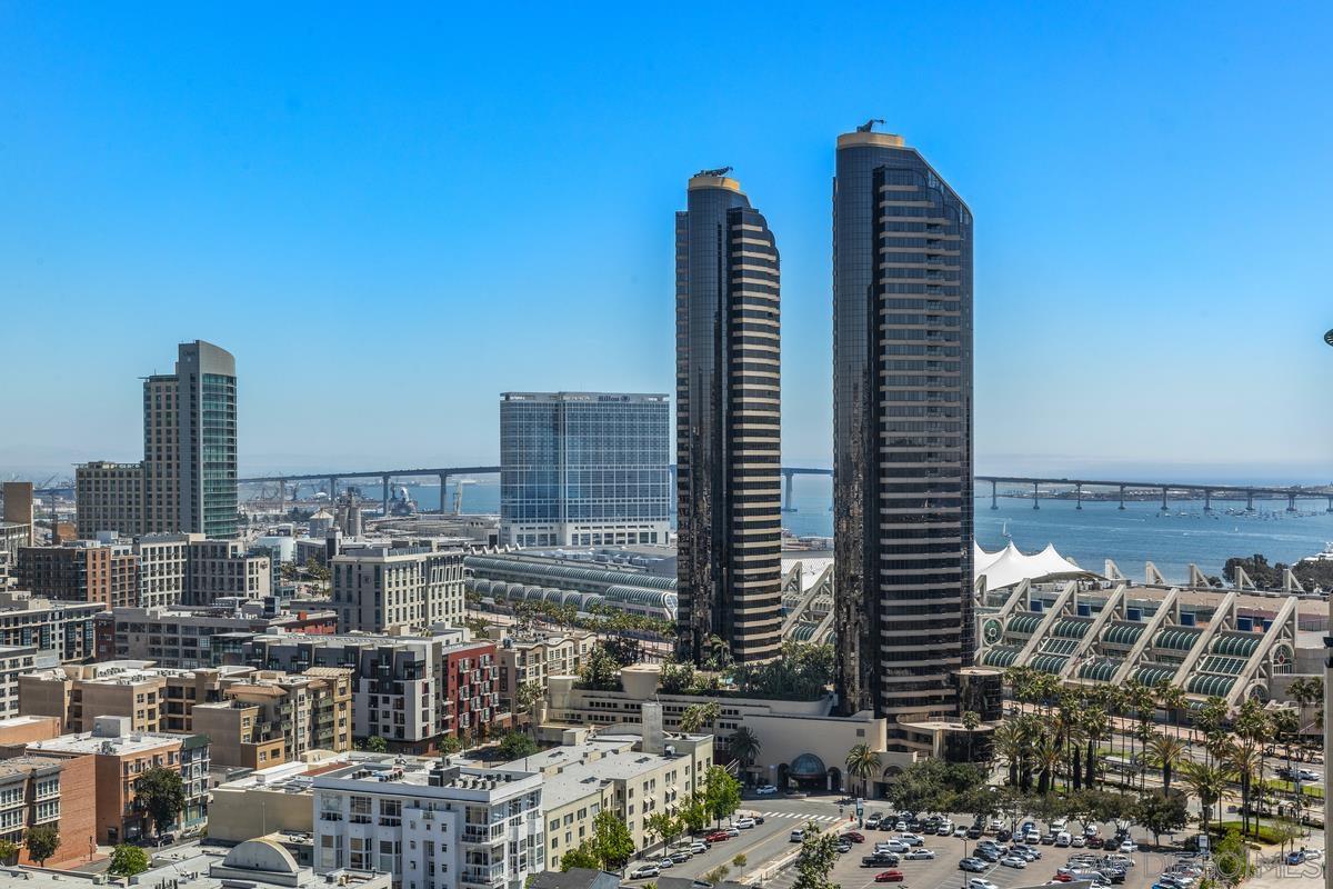 Detail Gallery Image 39 of 47 For 645  Front St  2004, San Diego,  CA 92101 - 4 Beds | 4/1 Baths