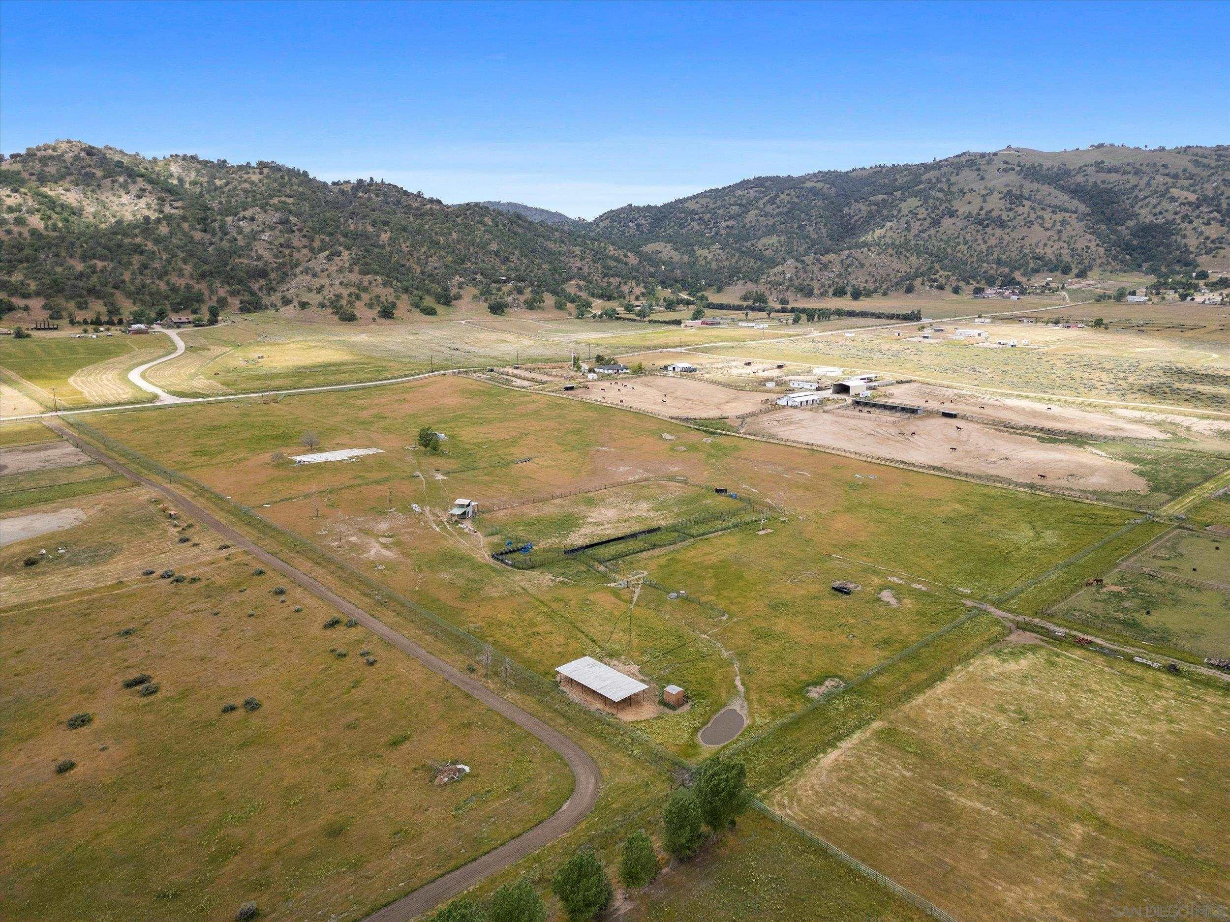 Detail Gallery Image 4 of 22 For , Tehachapi,  CA 93561 - – Beds | – Baths