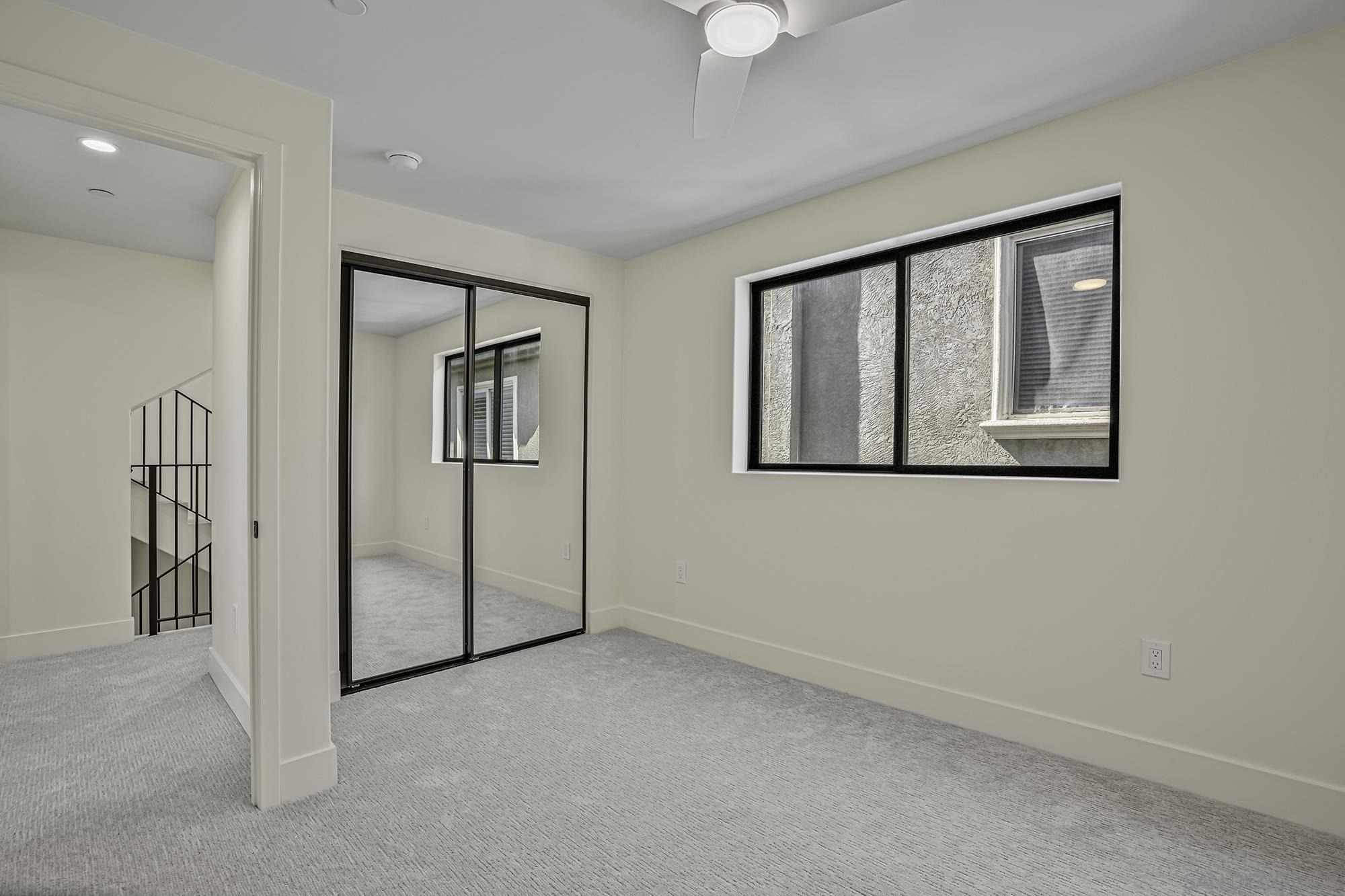 Detail Gallery Image 13 of 23 For 2124  San Clemente St, San Diego,  CA 92107 - 5 Beds | 4/1 Baths