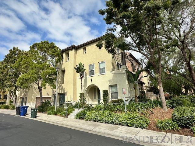 Detail Gallery Image 1 of 1 For 1299  Blue Jean Way  1, Chula Vista,  CA 91913 - 3 Beds | 3/1 Baths