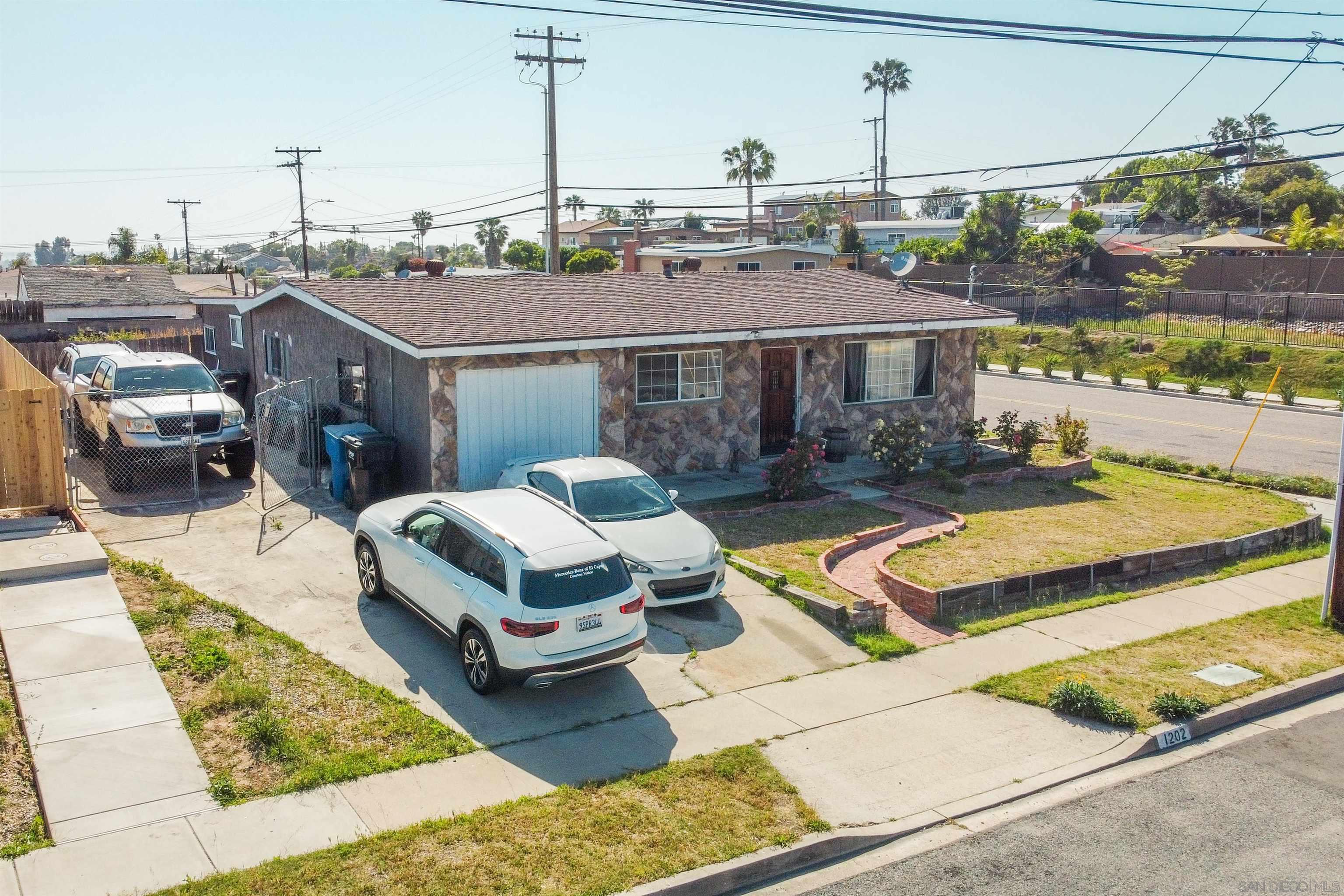 Detail Gallery Image 1 of 1 For 1202  Monterey Ave., Chula Vista,  CA 91911 - 4 Beds | 2 Baths