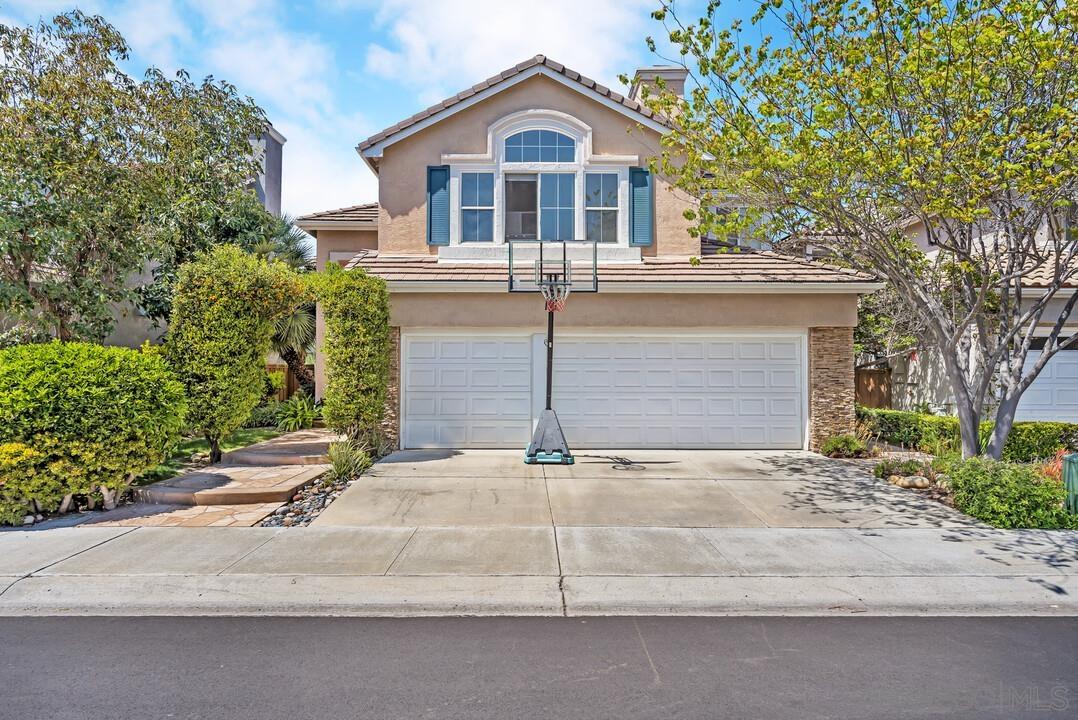 Detail Gallery Image 1 of 1 For 5350  Caminito Exquisito, San Diego,  CA 92130 - 5 Beds | 3 Baths