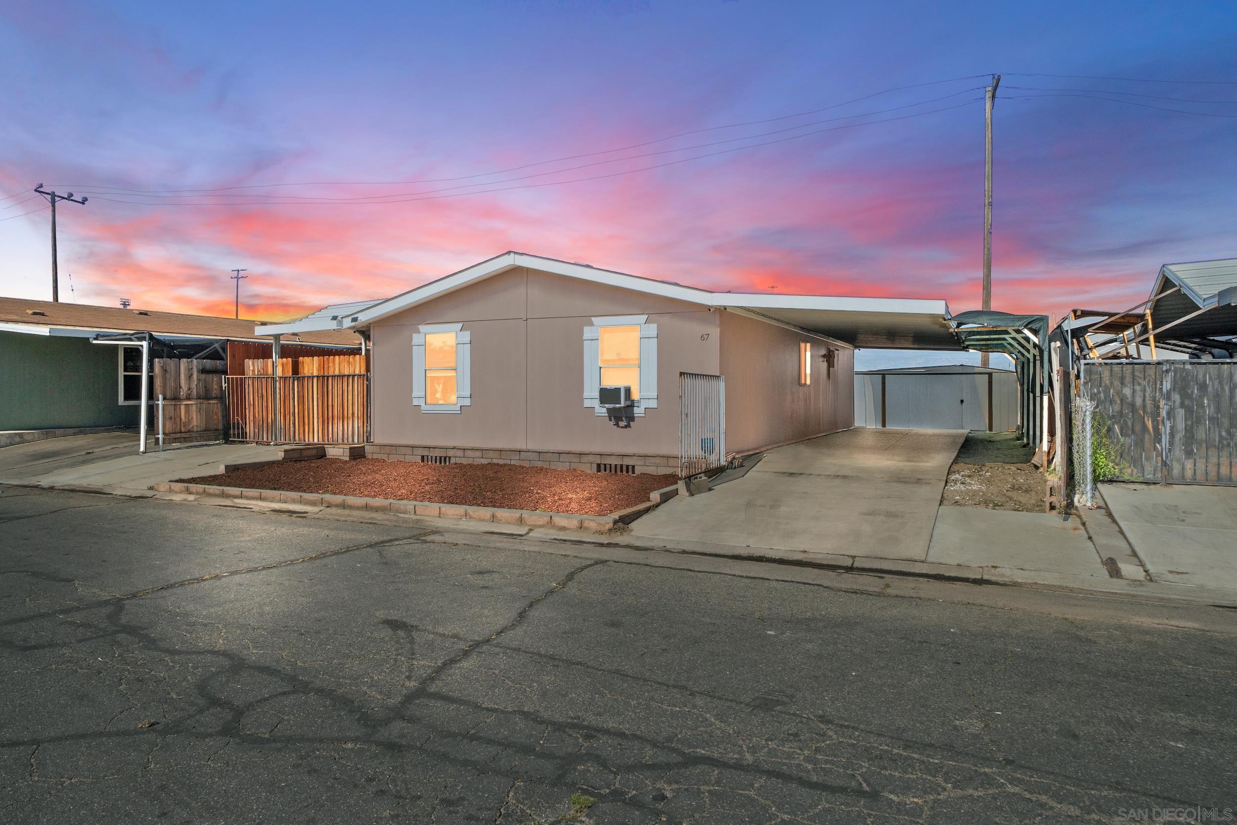 Detail Gallery Image 1 of 1 For 201 S Pennsylvania Ave  Spc 67,  San Bernardino,  CA 92410 - 3 Beds | 2 Baths