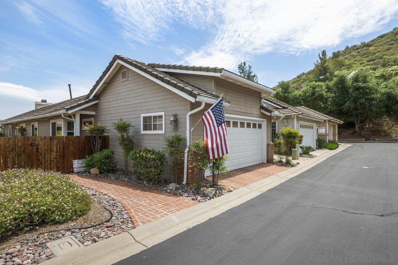 Detail Gallery Image 1 of 1 For 1357  Bitterbush Lane, El Cajon,  CA 92019 - 3 Beds | 2 Baths