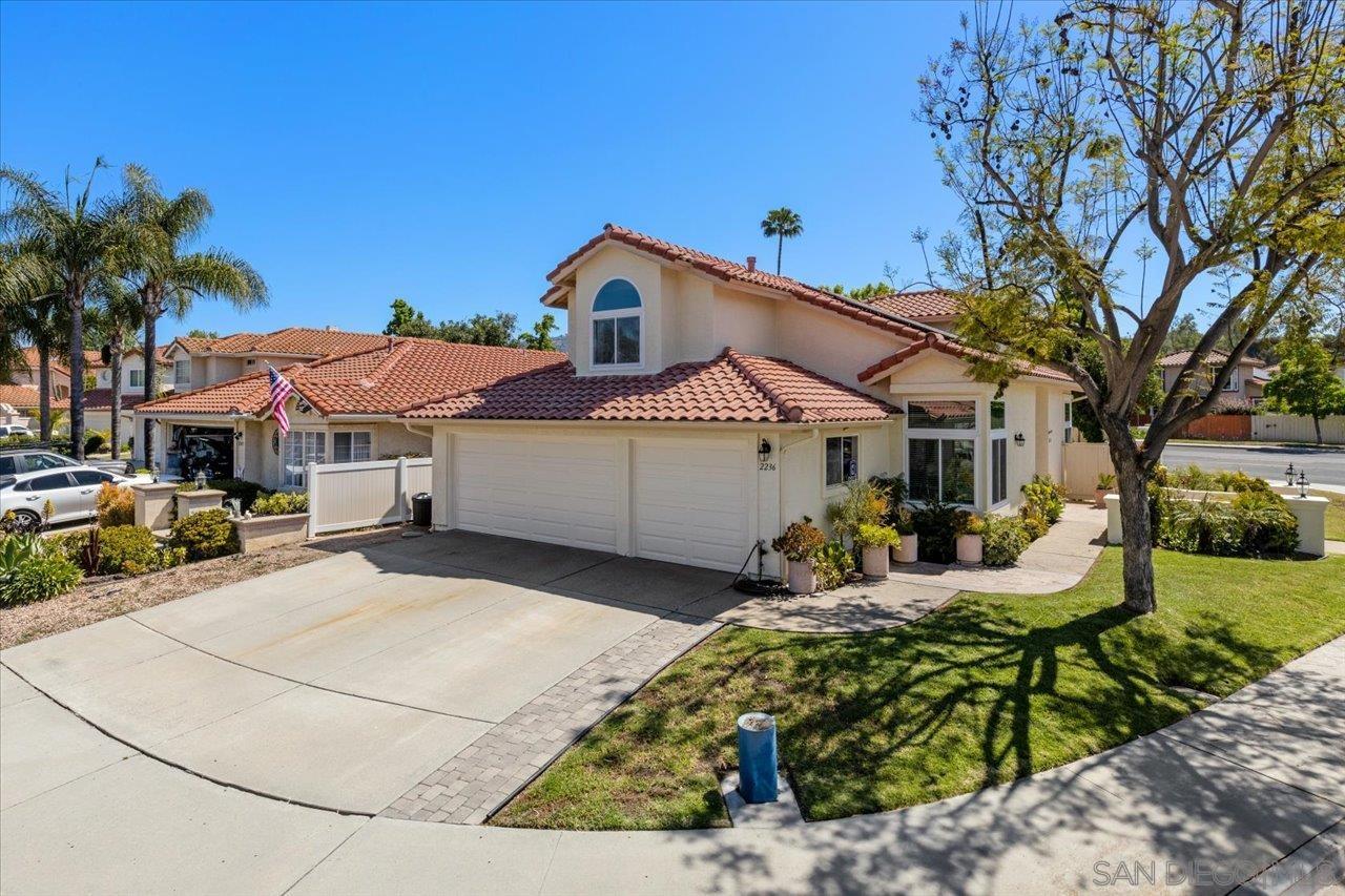 Detail Gallery Image 1 of 1 For 2236  Brookwood Ct., Escondido,  CA 92026 - 4 Beds | 3 Baths