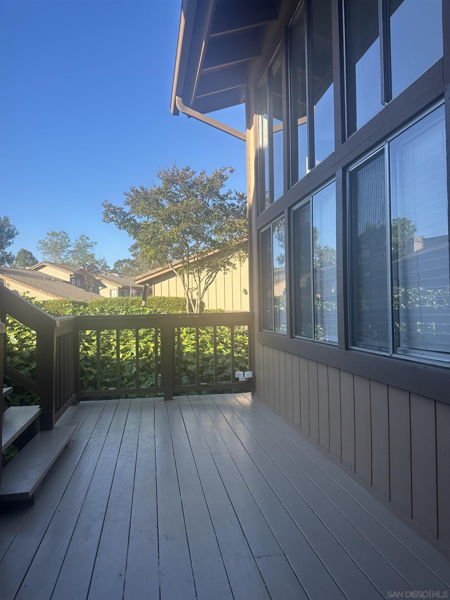 Detail Gallery Image 6 of 10 For 431  Windyridge Glen, Escondido,  CA 92026 - 3 Beds | 2 Baths