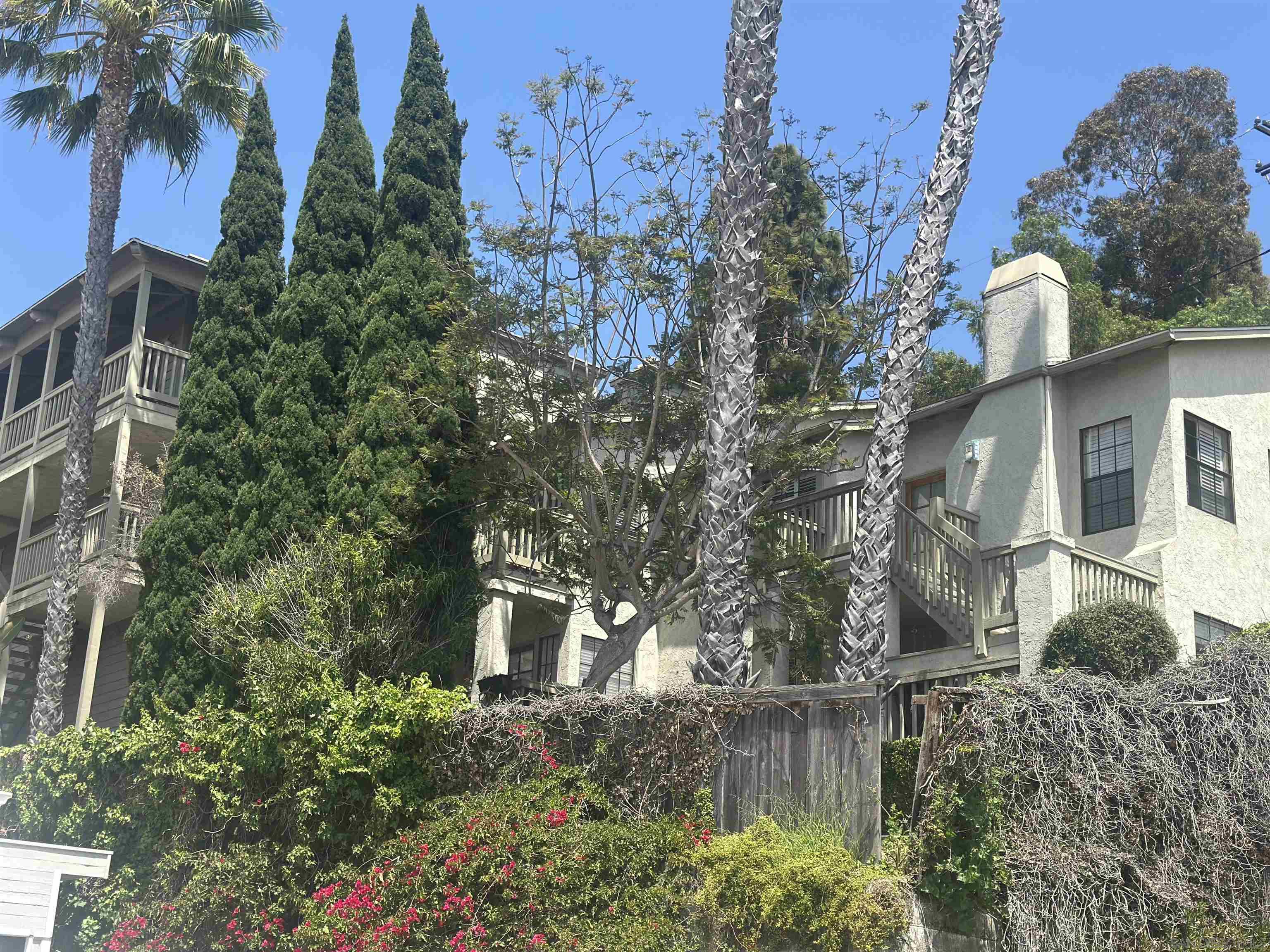 Detail Gallery Image 1 of 1 For 3995  Hortensia St  #G6,  San Diego,  CA 92110 - 2 Beds | 2 Baths