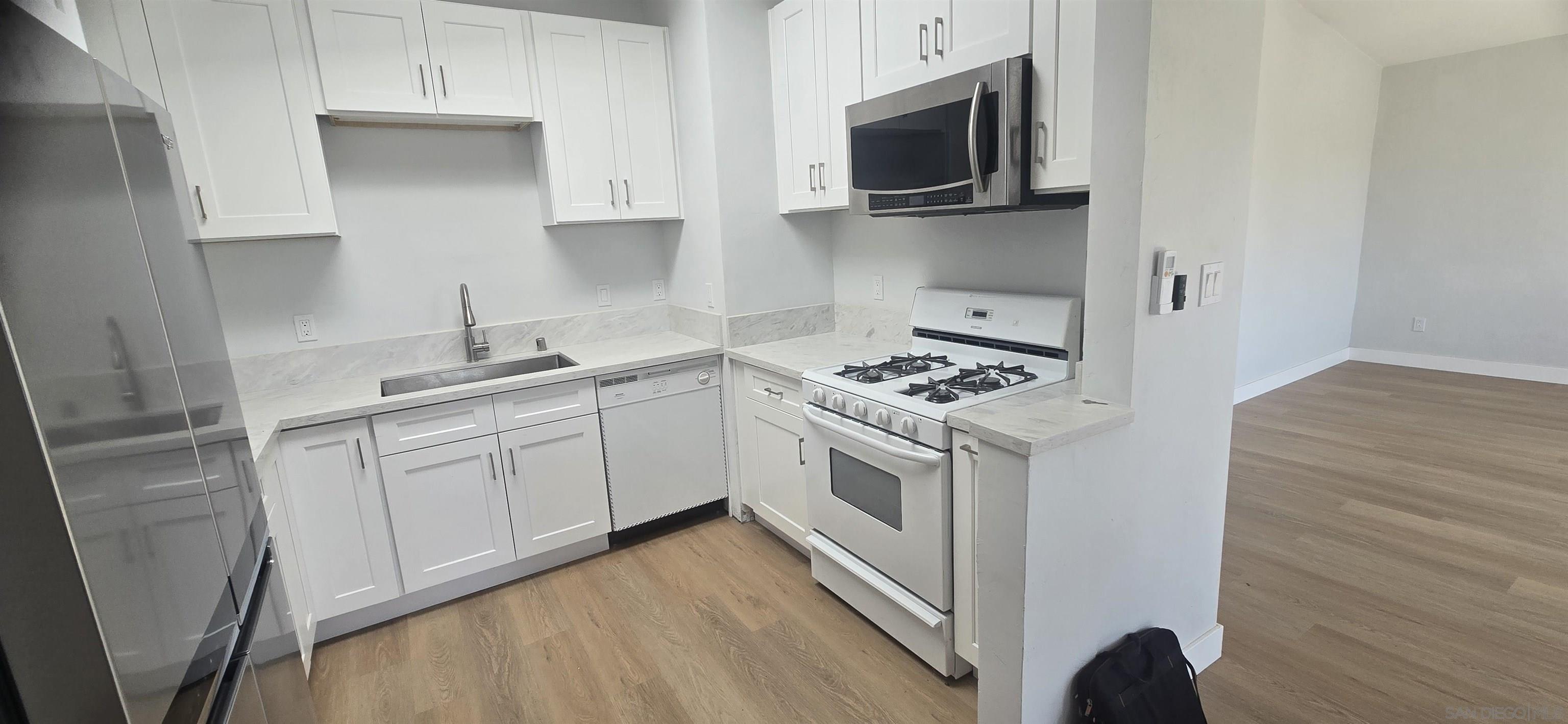 Detail Gallery Image 1 of 1 For 639  Vista Way, Chula Vista,  CA 91910 - 3 Beds | 1/1 Baths