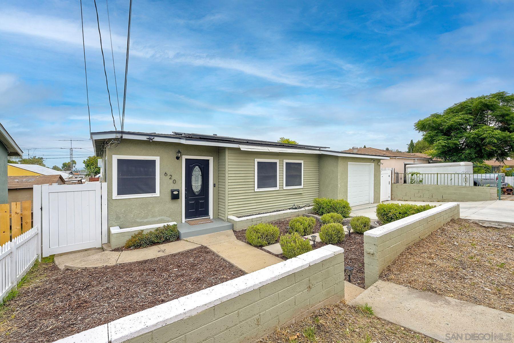 Detail Gallery Image 1 of 1 For 620  Flicker St, San Diego,  CA 92114 - 3 Beds | 2 Baths