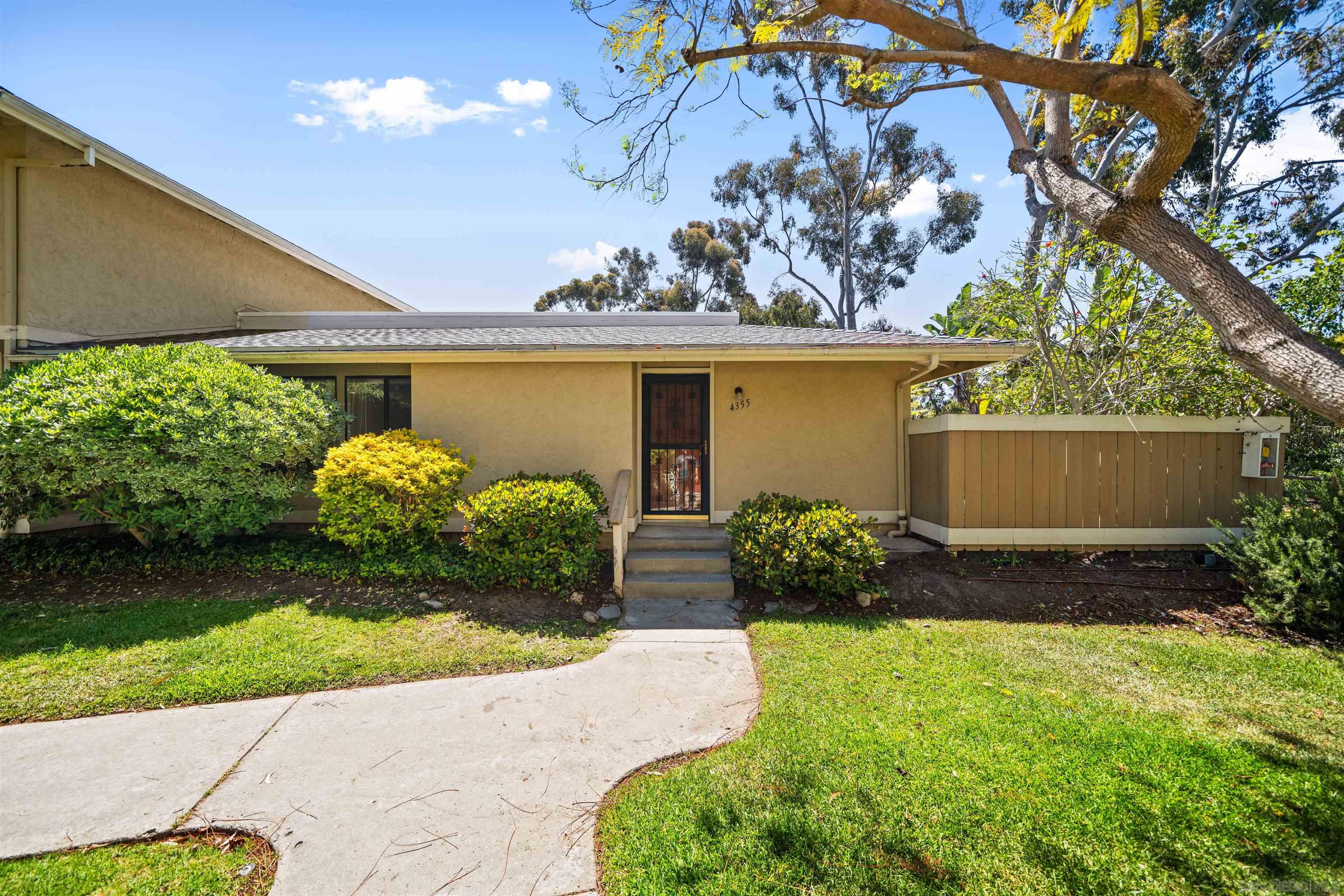 Front Image Thumbnail for SD250028679