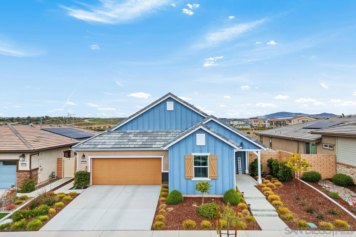 Detail Gallery Image 1 of 1 For 32082  Sedge Way, Temecula,  CA 92591 - 2 Beds | 2 Baths