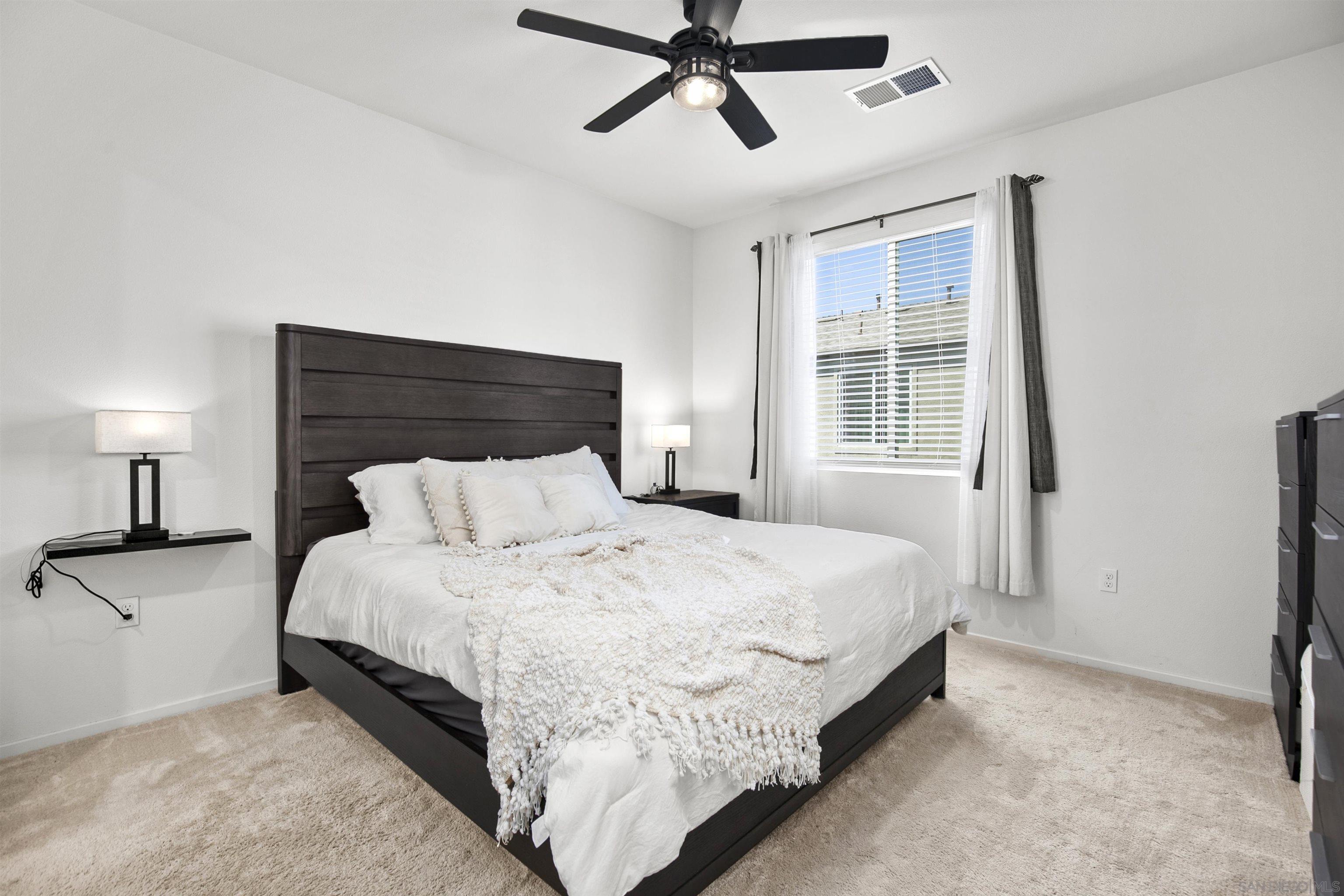 Detail Gallery Image 14 of 43 For 5402  Sand Arch Ln 199  #199,  San Diego,  CA 92154 - 2 Beds | 2/1 Baths