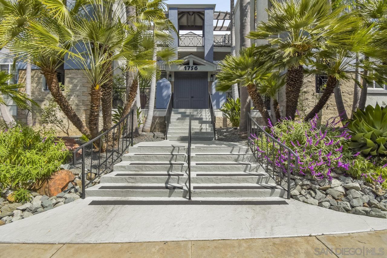 Detail Gallery Image 1 of 1 For 1756  Essex St  212, San Diego,  CA 92103 - 2 Beds | 2 Baths