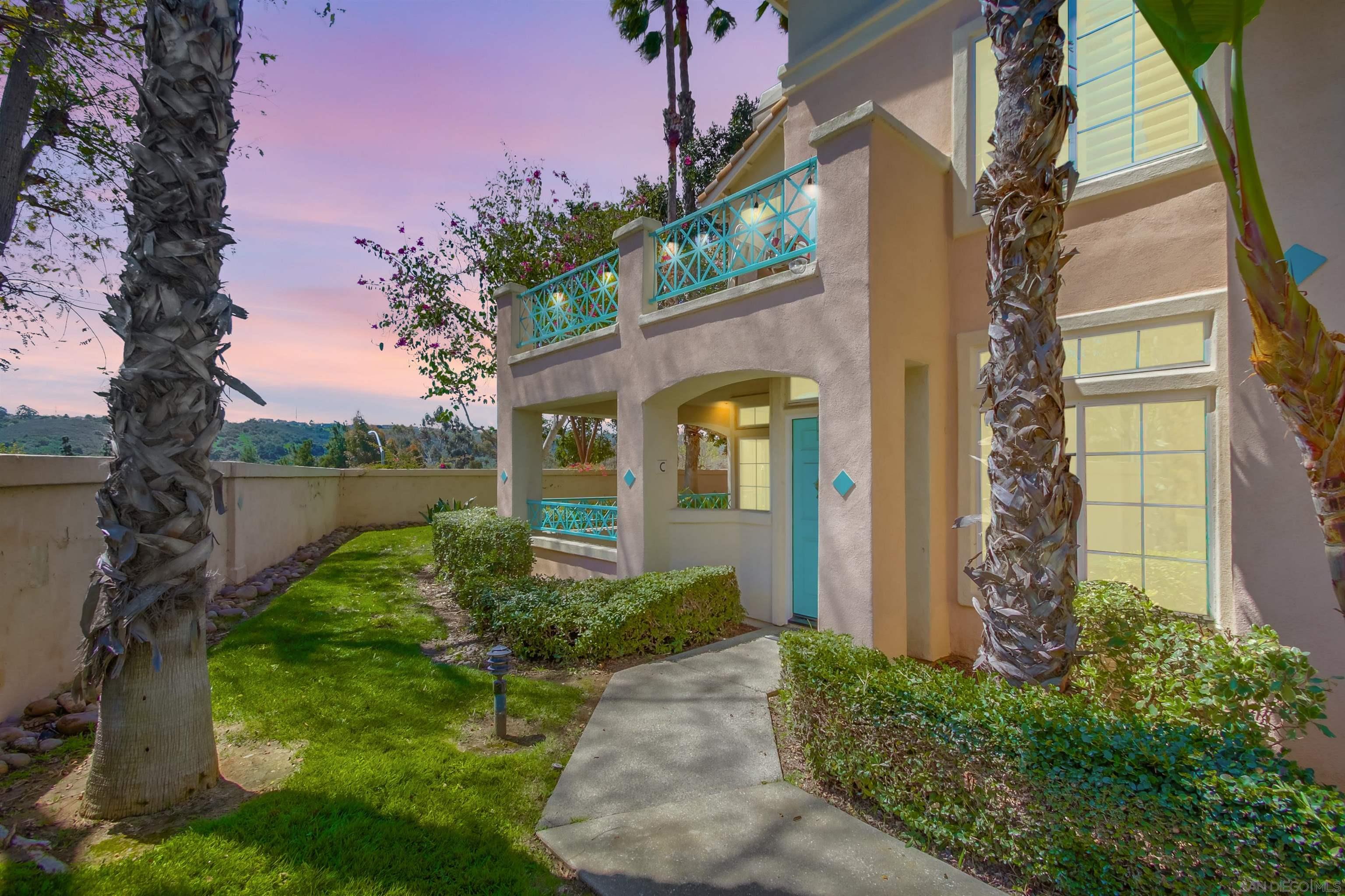 Detail Gallery Image 1 of 1 For 12646  Springbrook Dr  #C,  San Diego,  CA 92128 - 2 Beds | 2 Baths